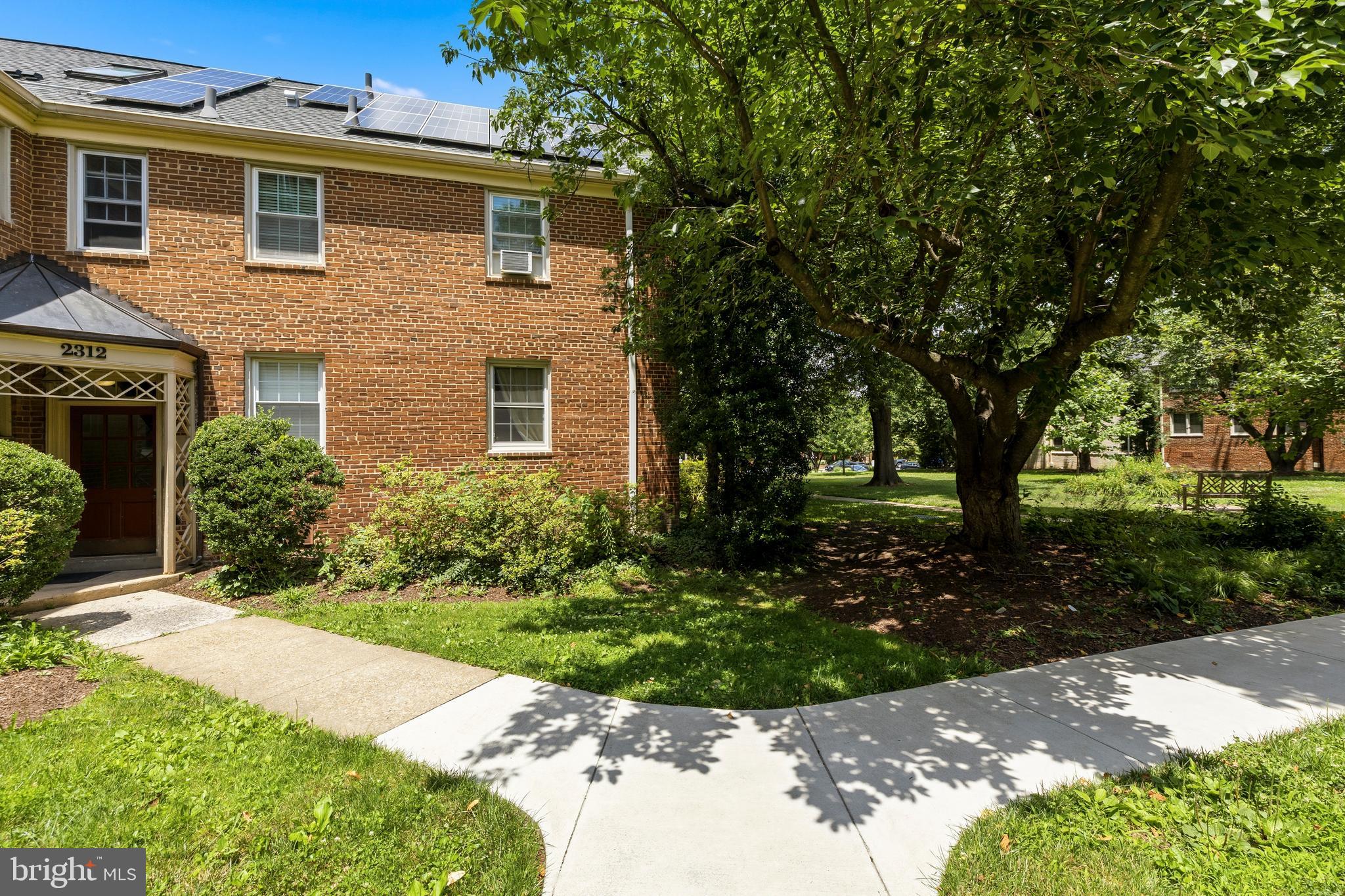 ROCK CREEK VILLAGE CONDOMINIUMS - Residential