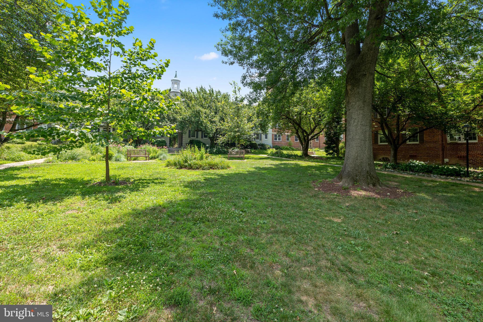ROCK CREEK VILLAGE CONDOMINIUMS - Residential