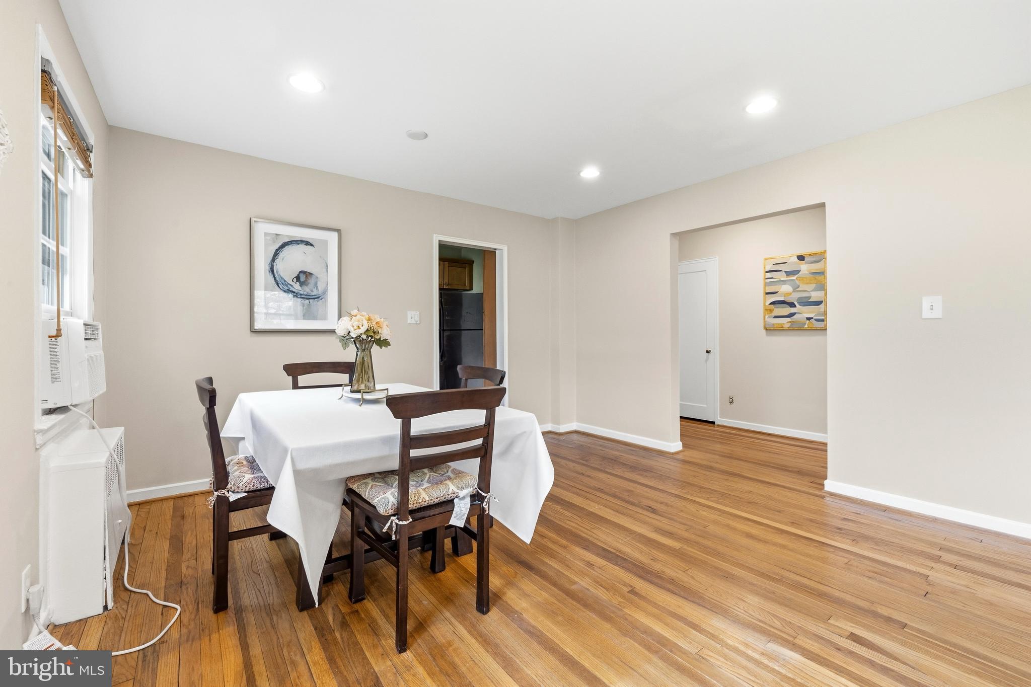 ROCK CREEK VILLAGE CONDOMINIUMS - Residential
