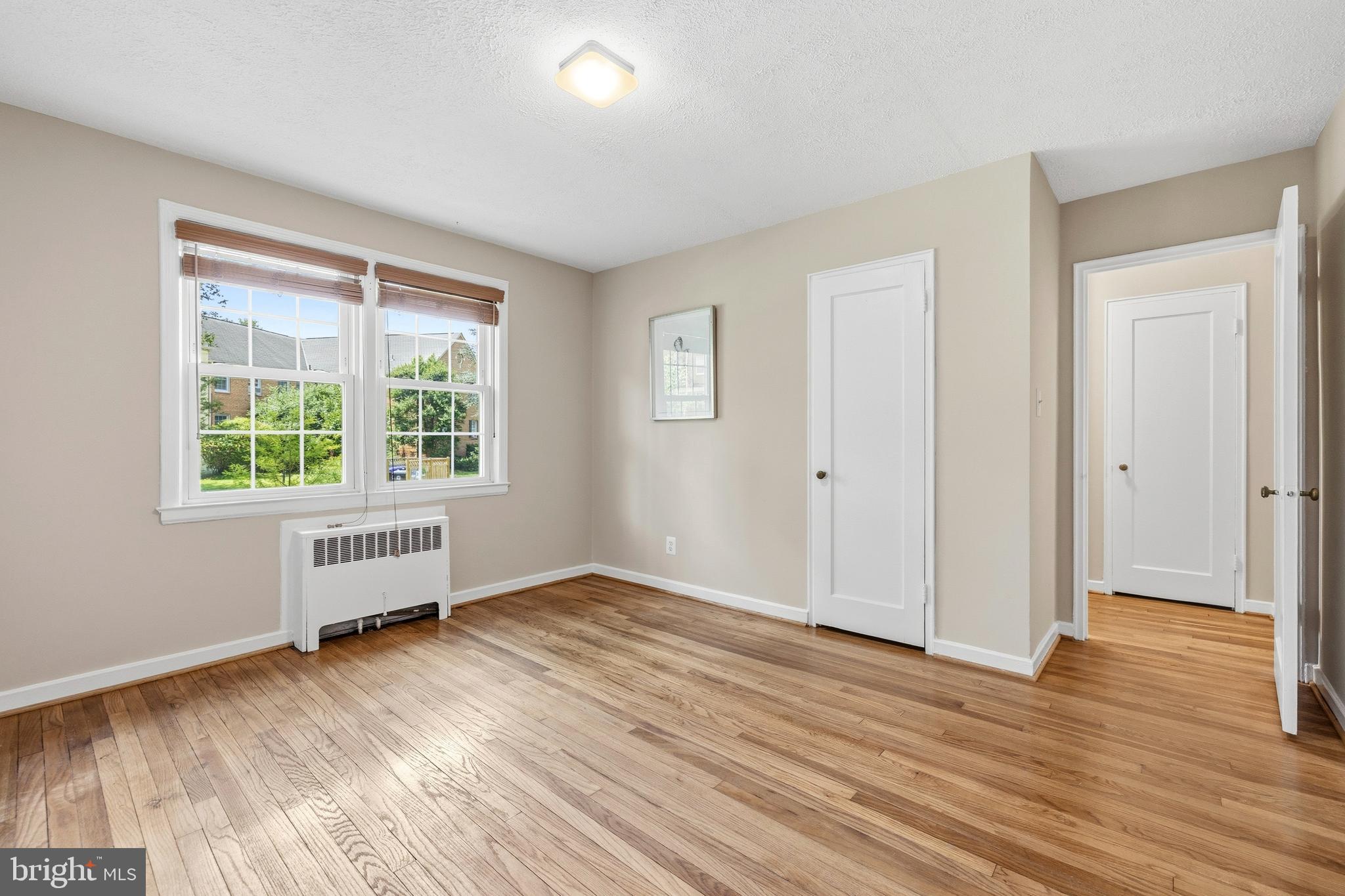 ROCK CREEK VILLAGE CONDOMINIUMS - Residential