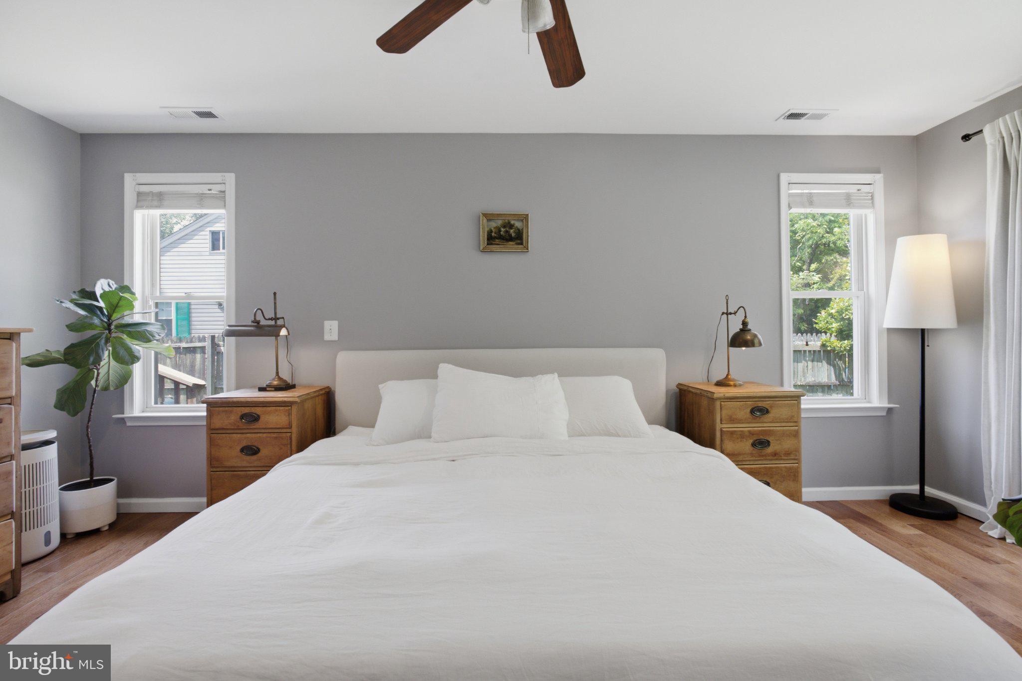 DEALE - Residential