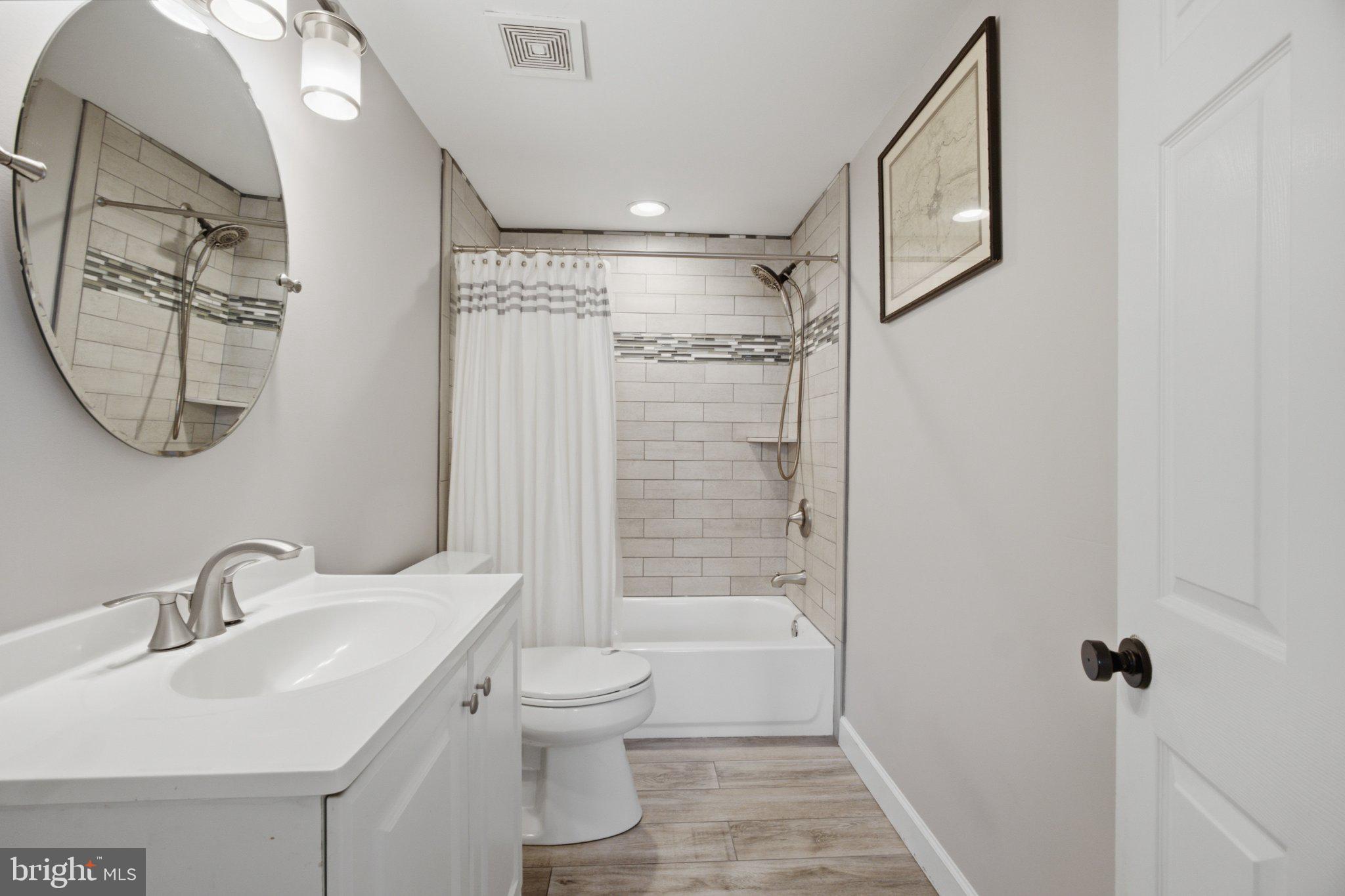 DEALE - Residential