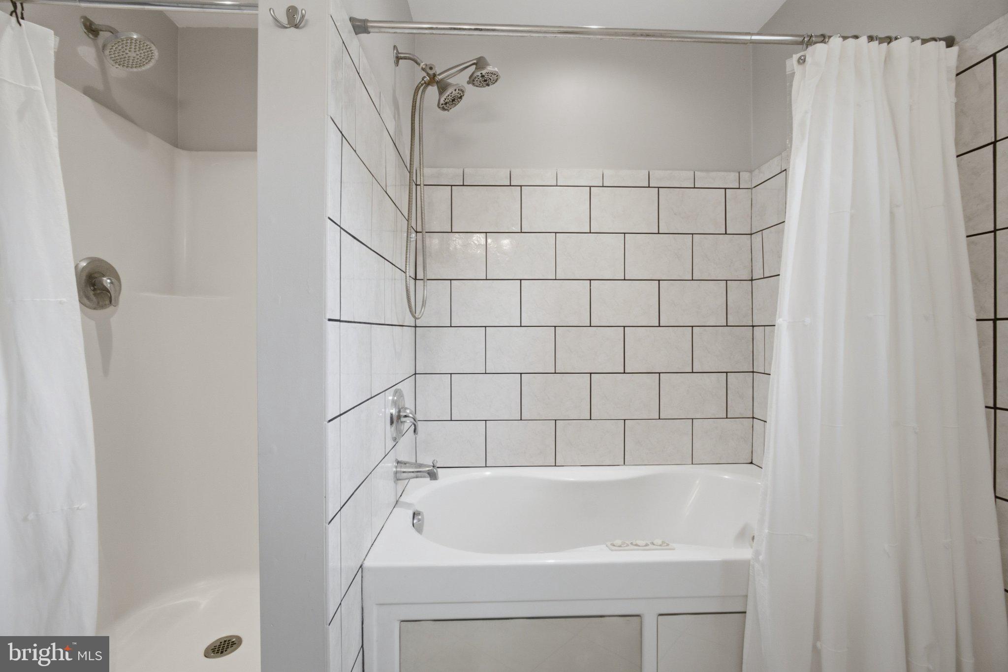 DEALE - Residential