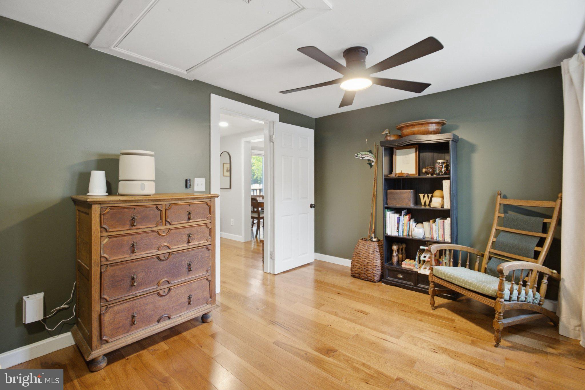 DEALE - Residential