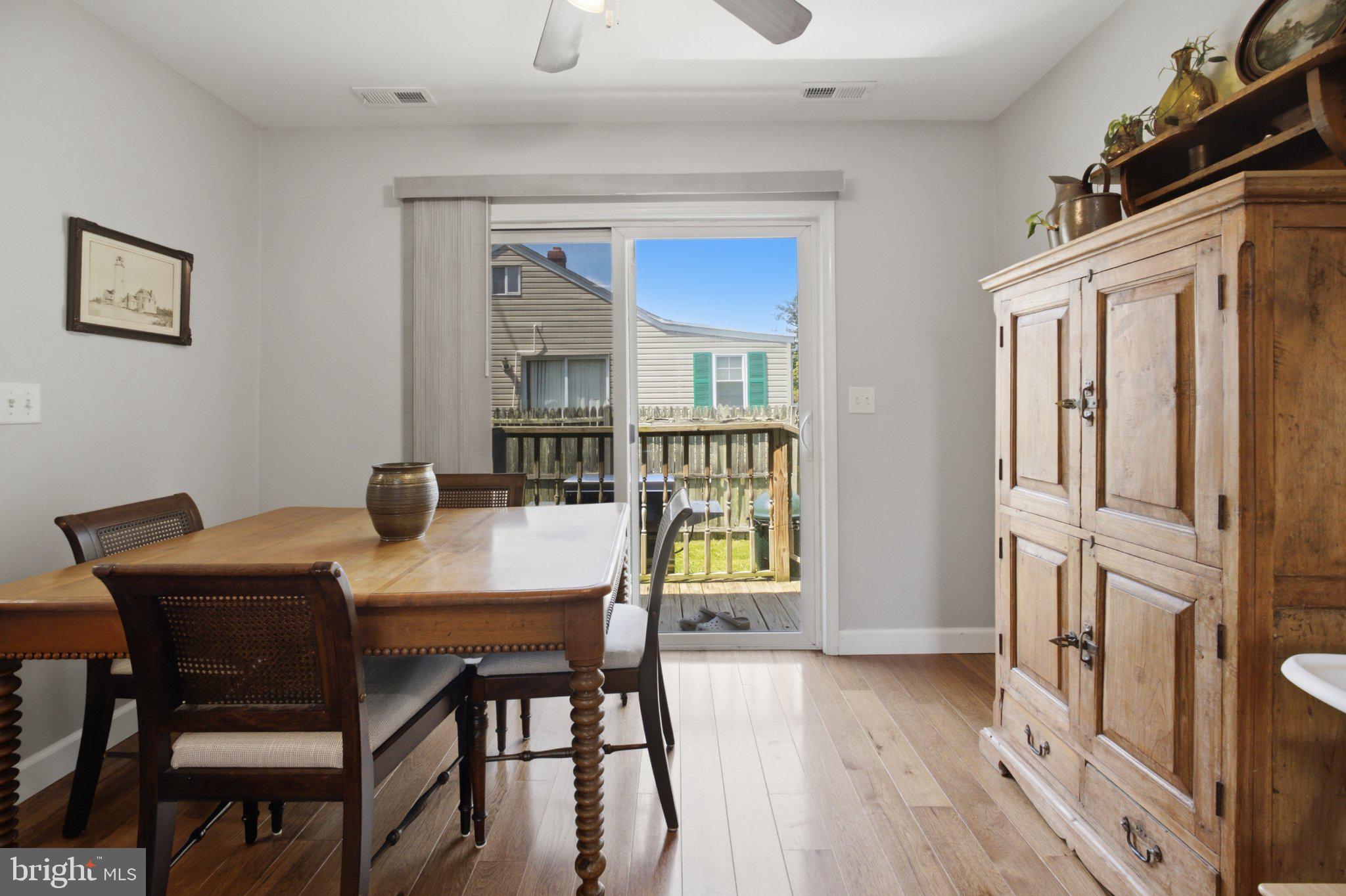 DEALE - Residential