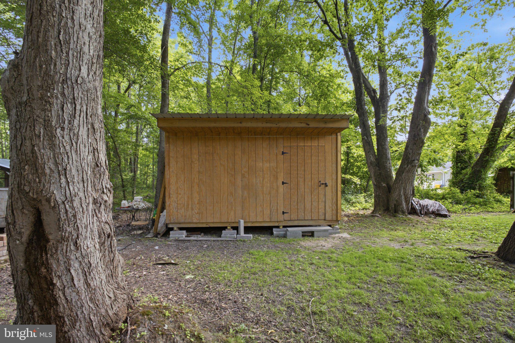 DEALE - Residential