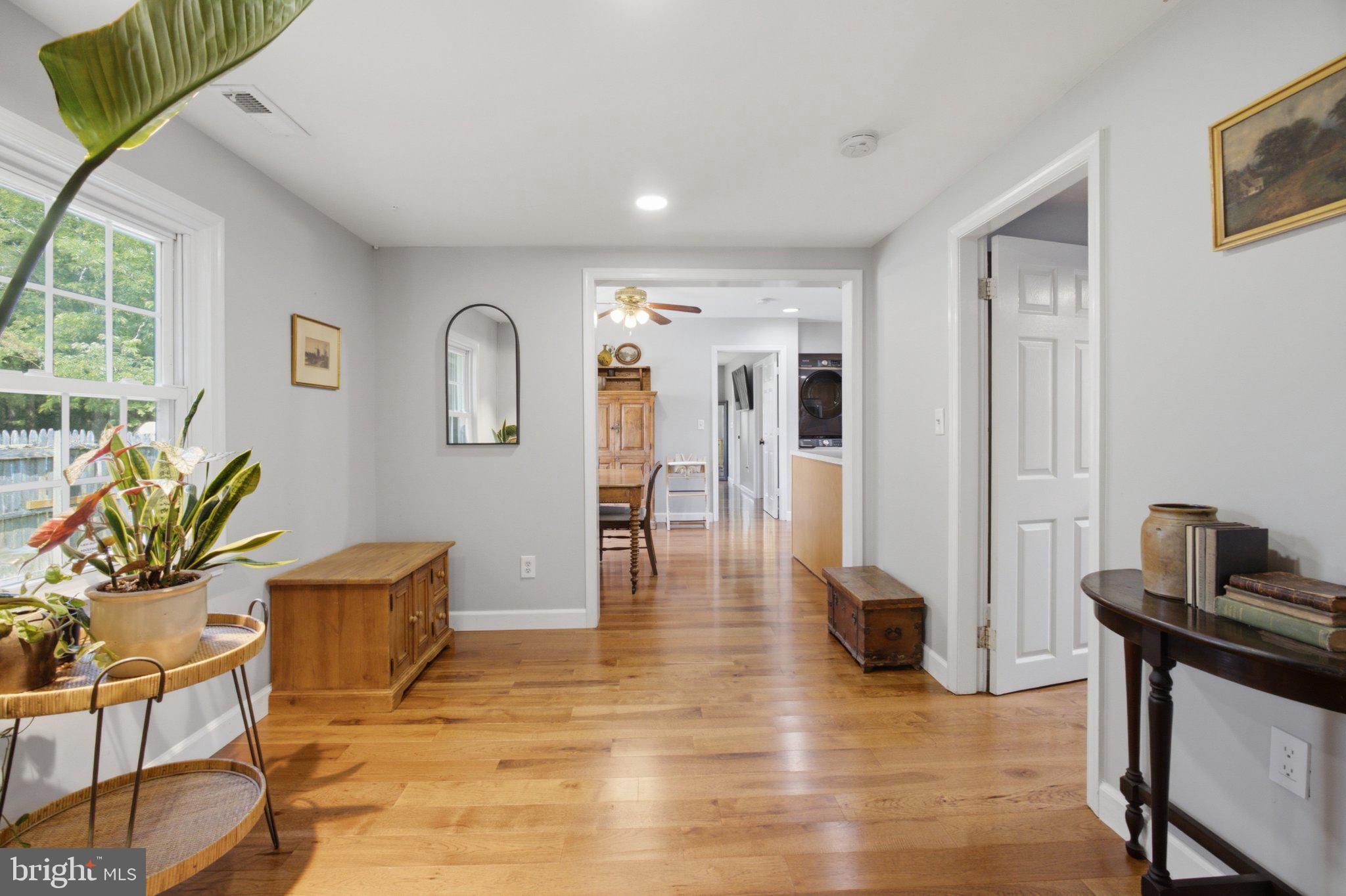 DEALE - Residential