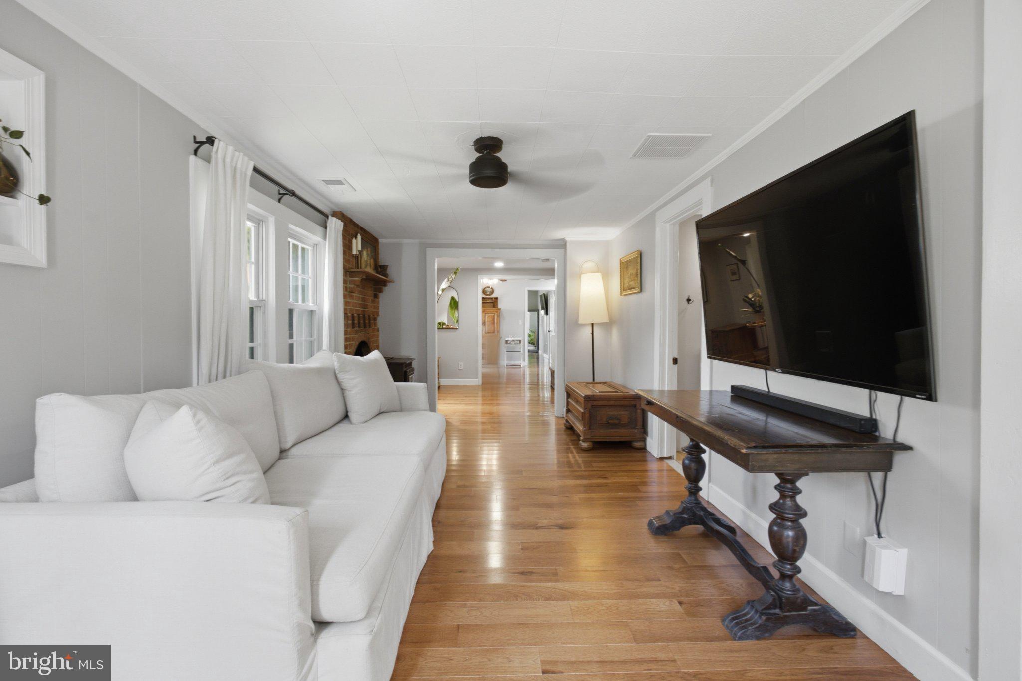 DEALE - Residential