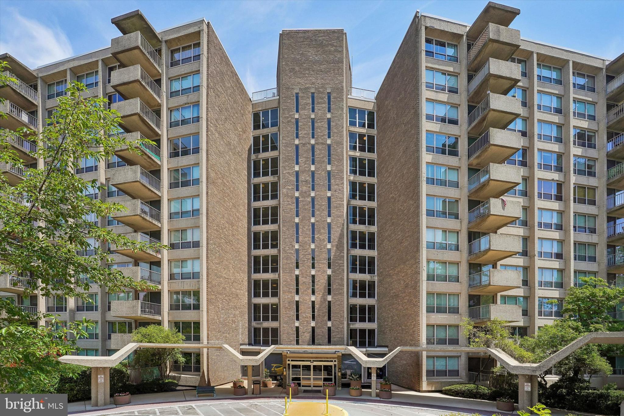 GREEN HILL - Residential