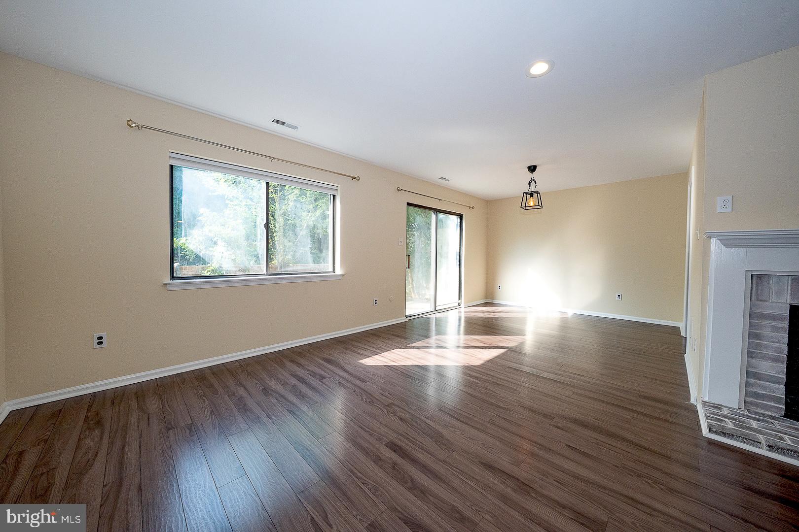 FOXWOOD - Residential