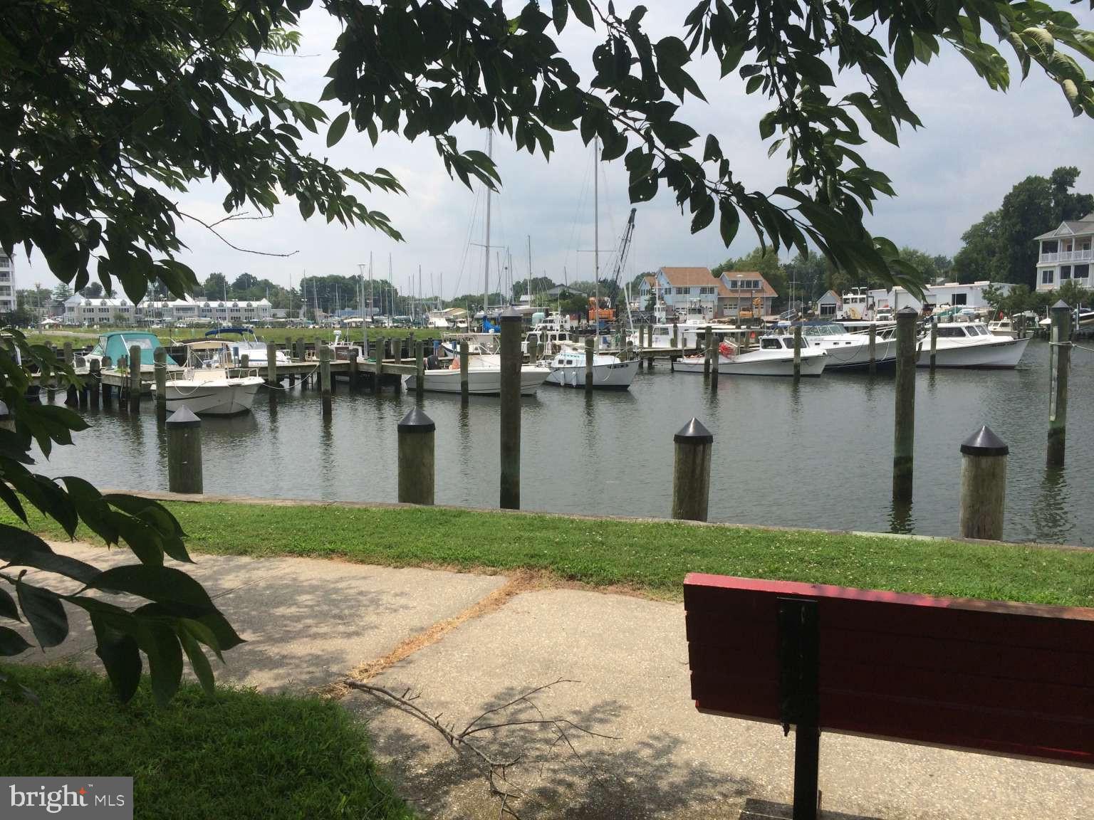 DEEP HARBOR - Residential