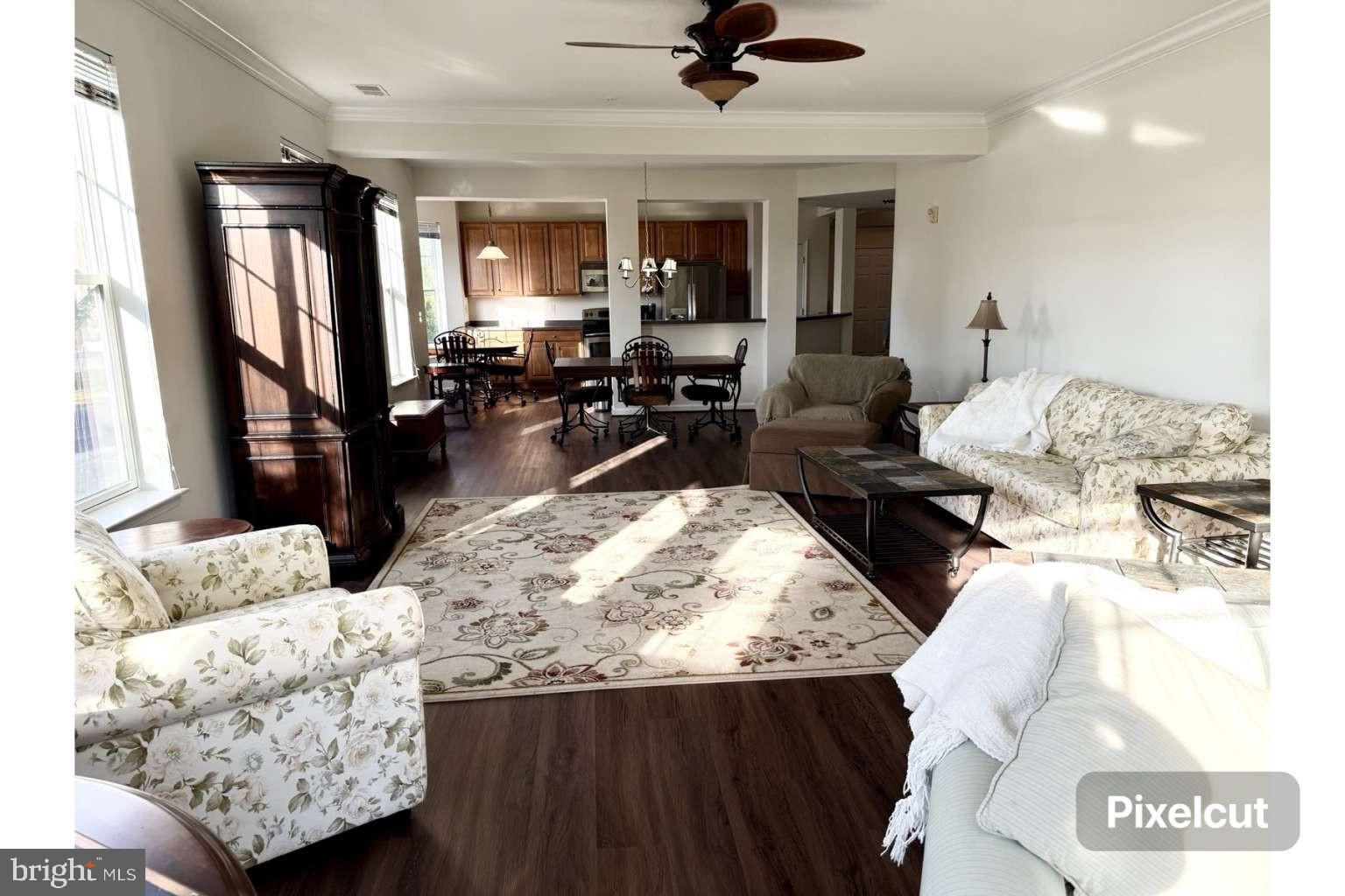 DEEP HARBOR - Residential