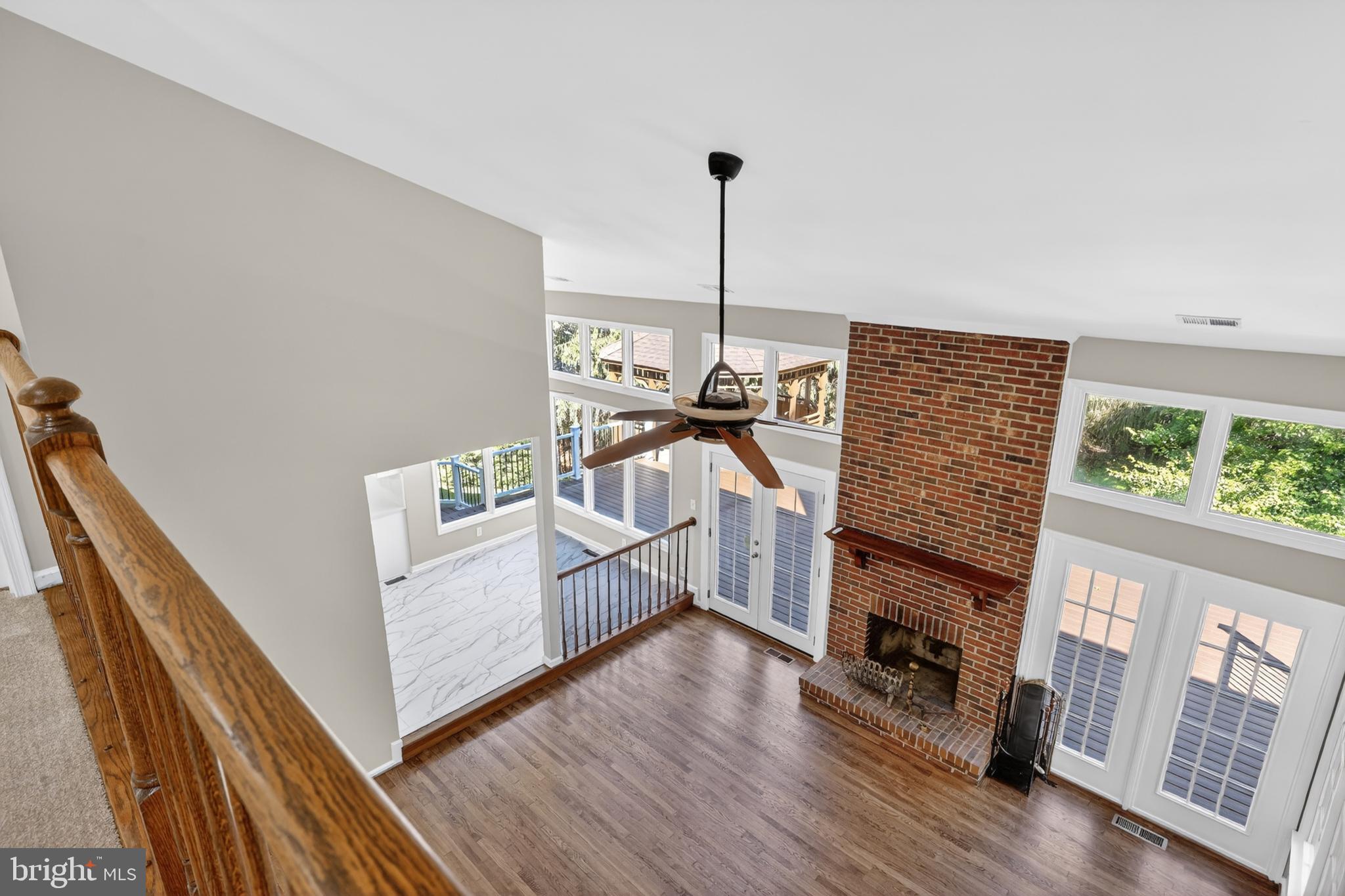 WASHINGTONIAN WOODS - Residential