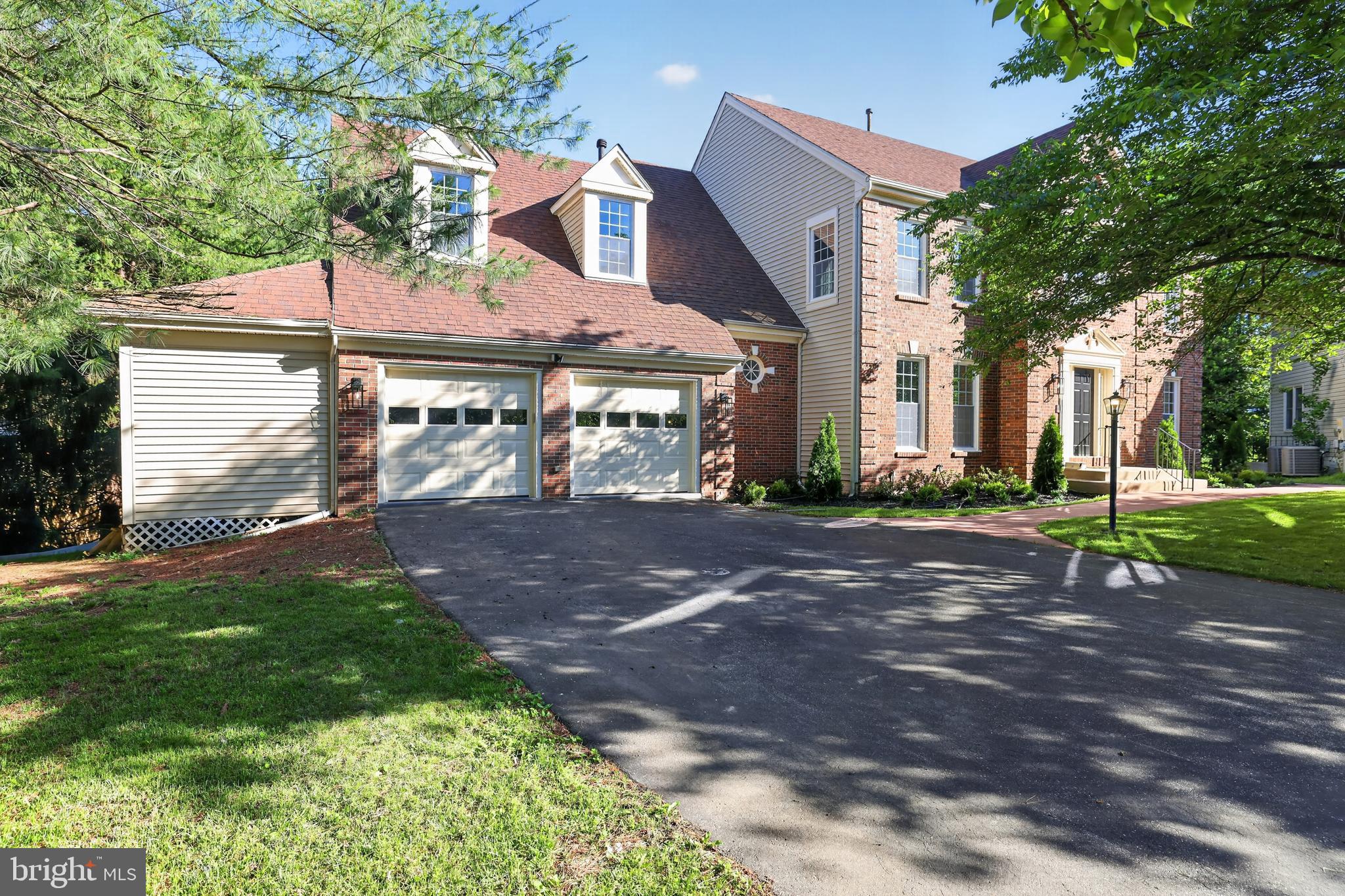 WASHINGTONIAN WOODS - Residential