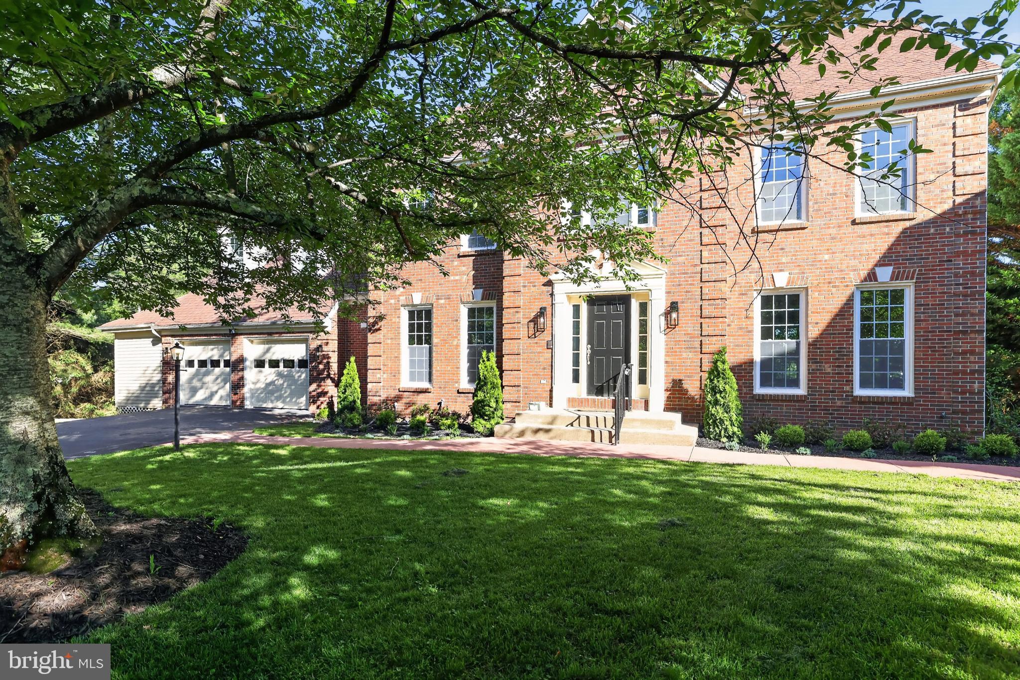 WASHINGTONIAN WOODS - Residential