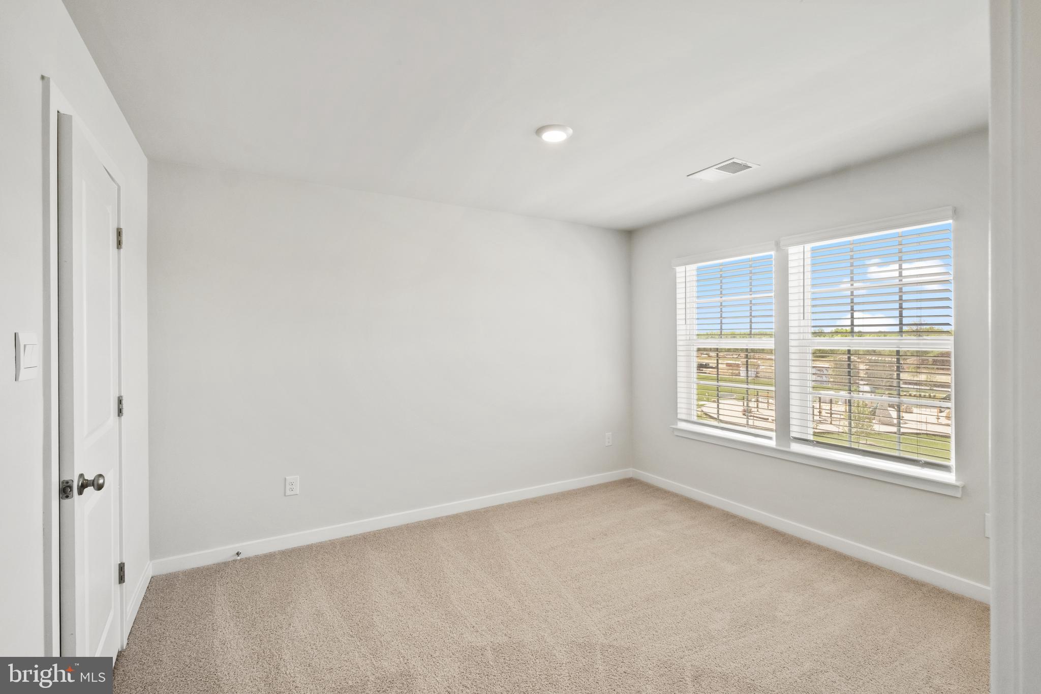 SPRING HILLS - Residential