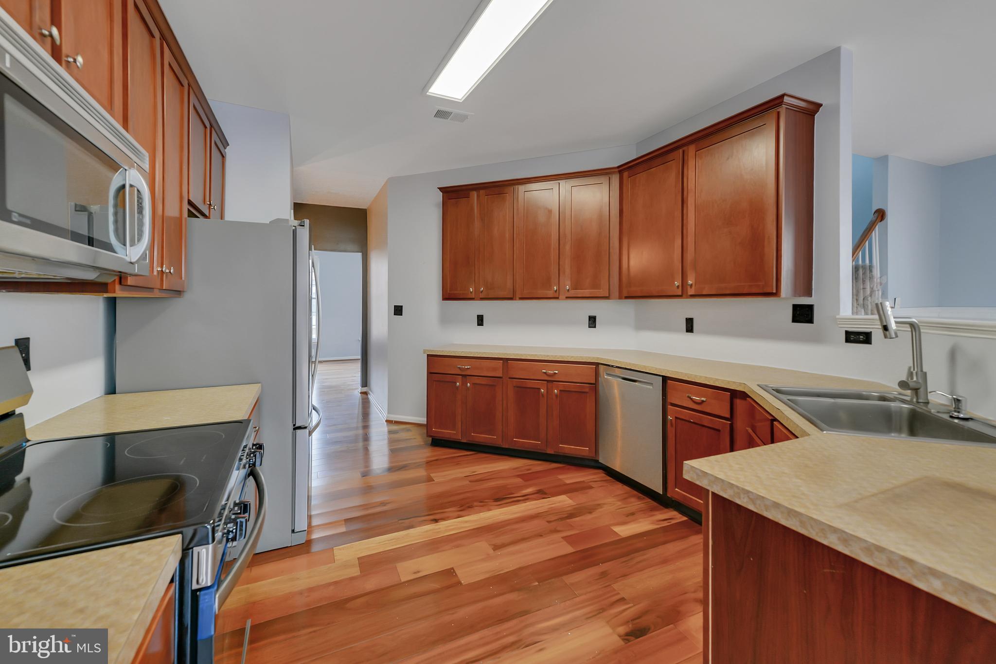 SOUTH RIDING - Residential