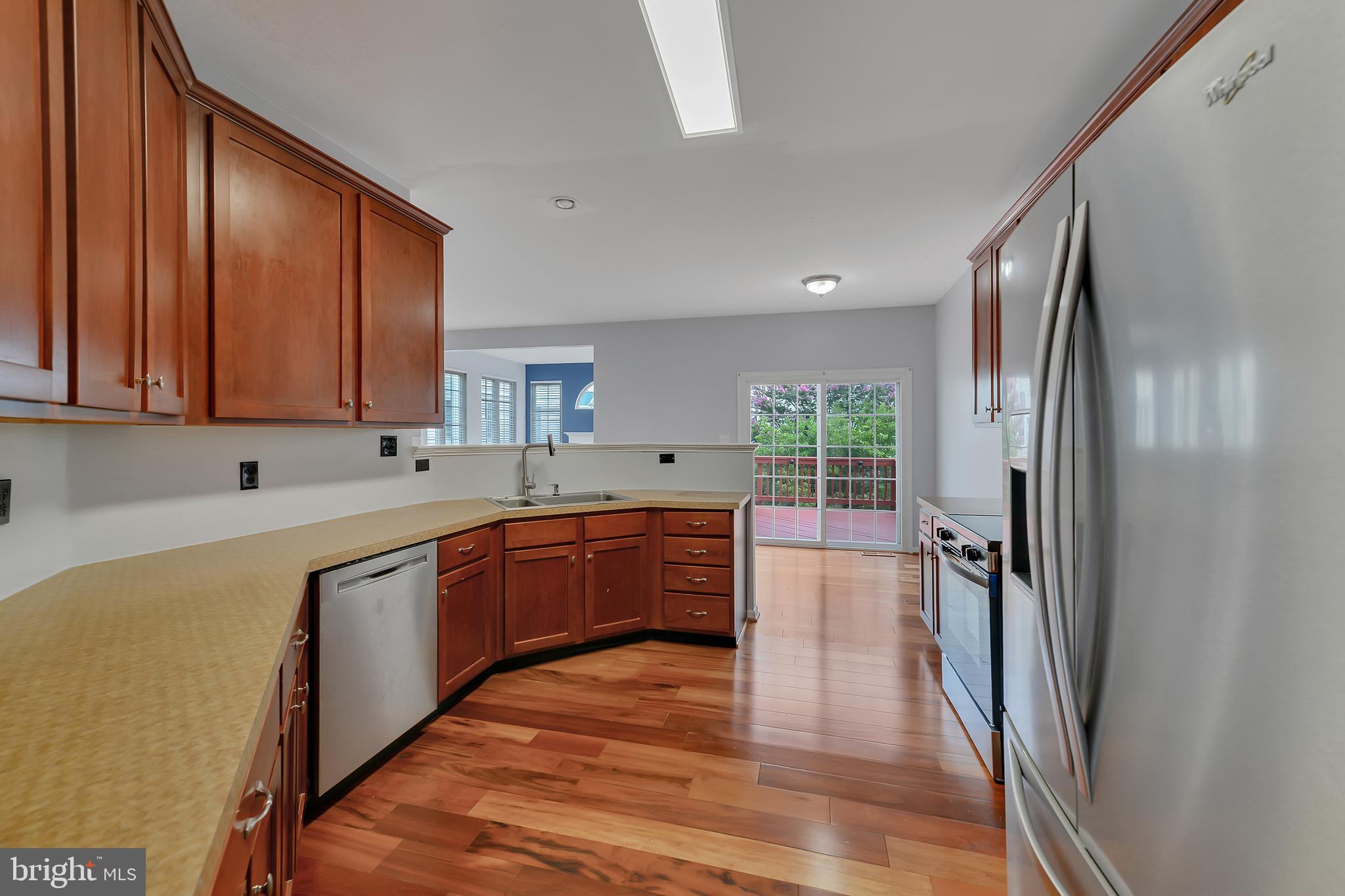 SOUTH RIDING - Residential