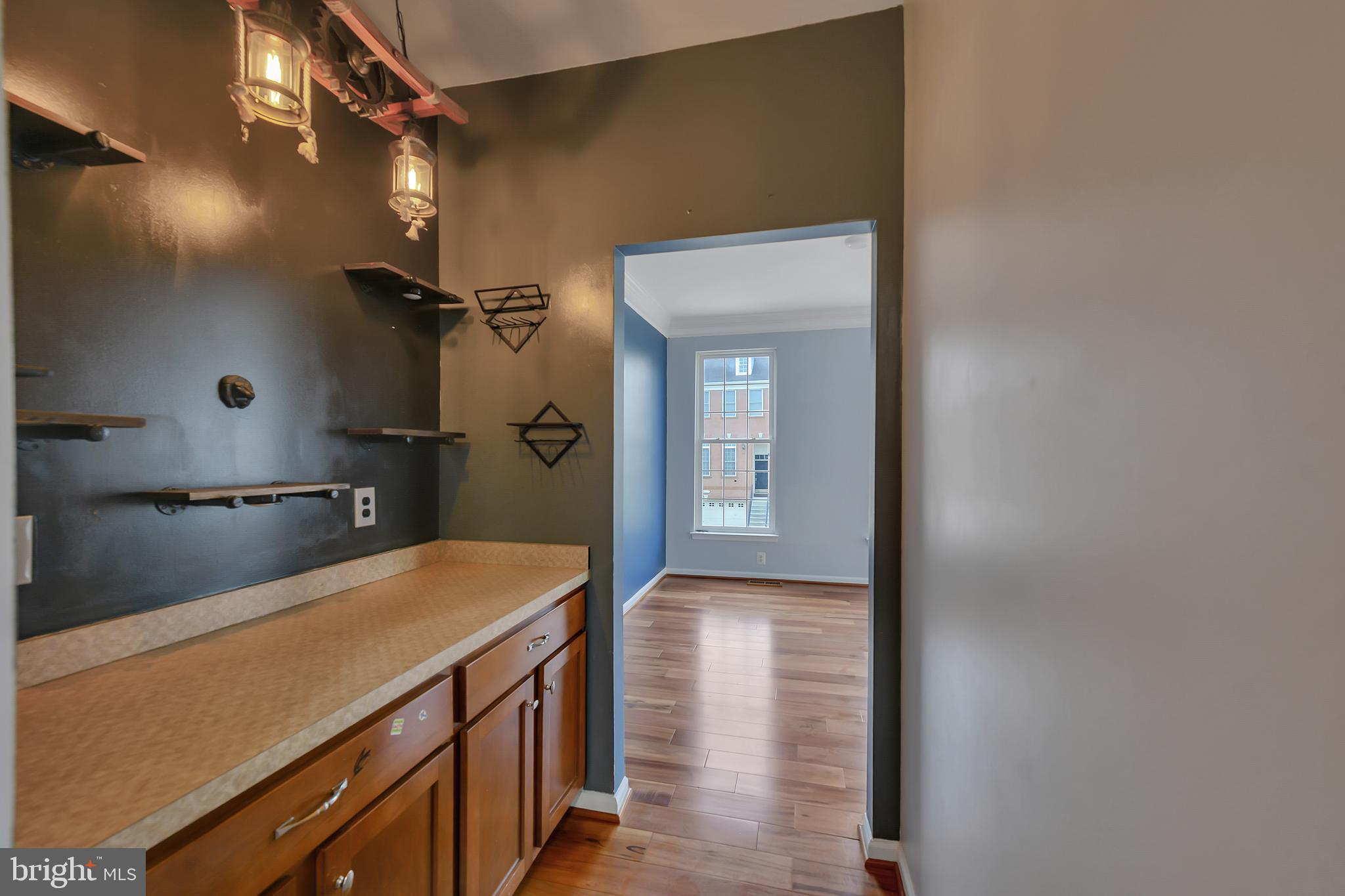 SOUTH RIDING - Residential
