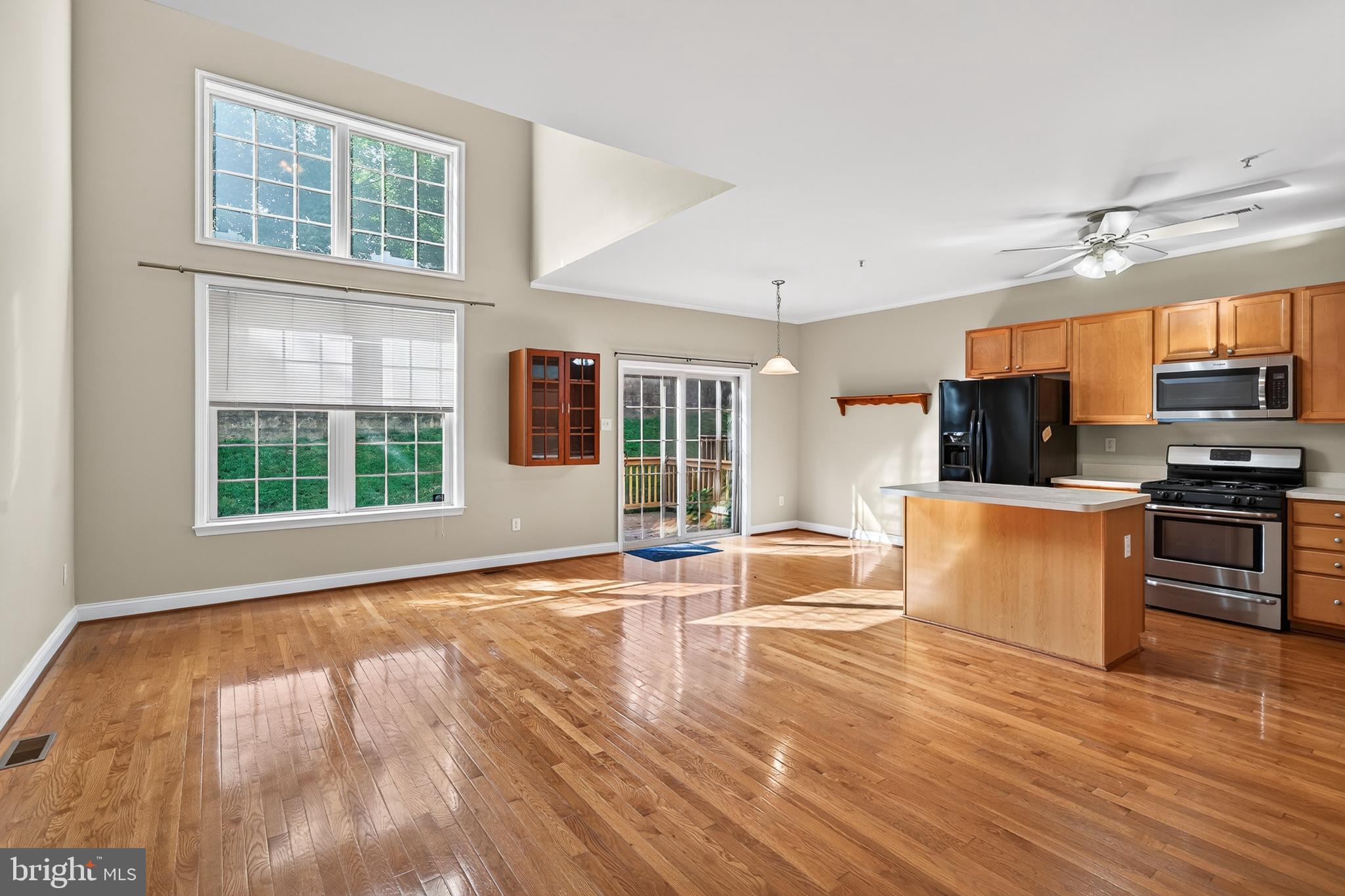 HILLCREST GLEN - Residential
