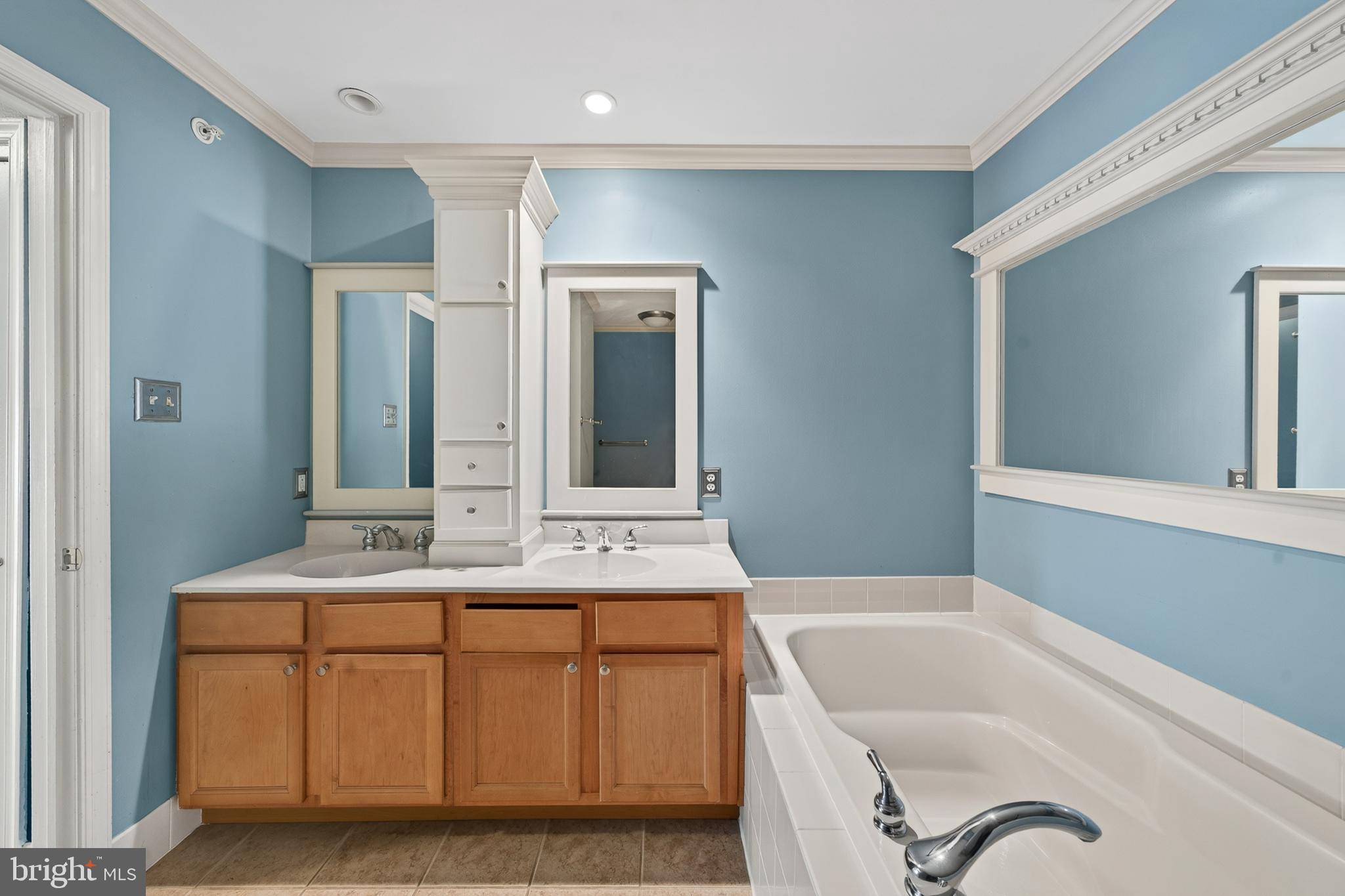 HILLCREST GLEN - Residential