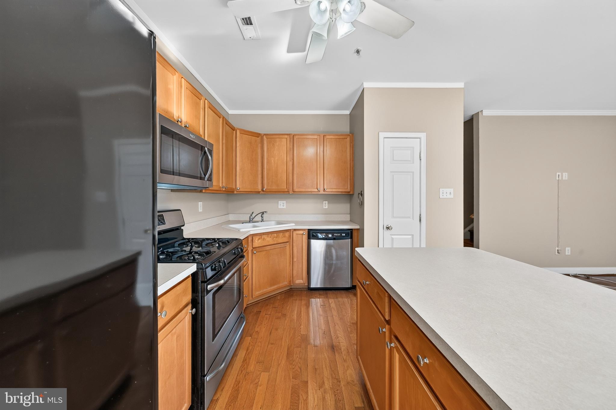 HILLCREST GLEN - Residential