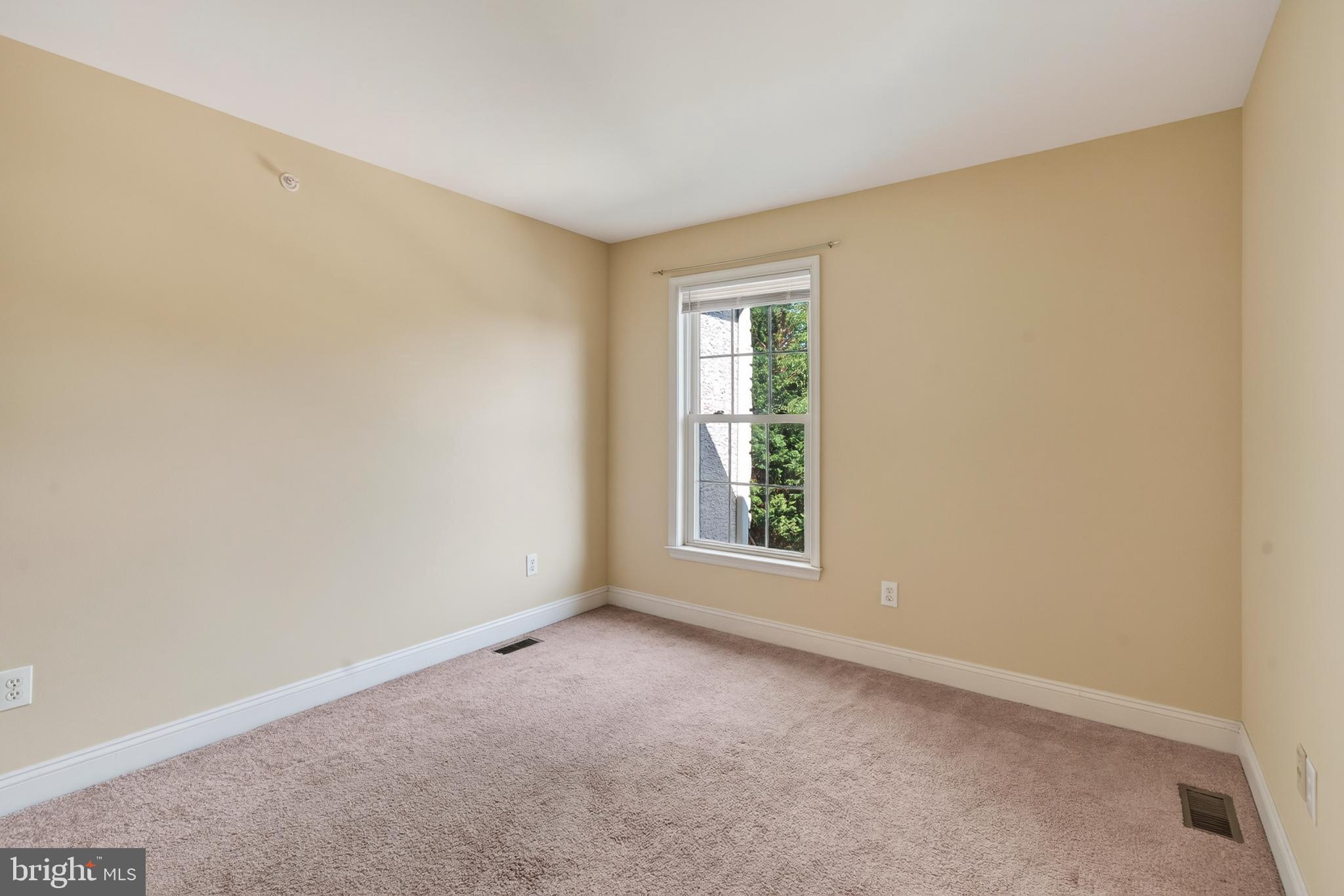 HILLCREST GLEN - Residential