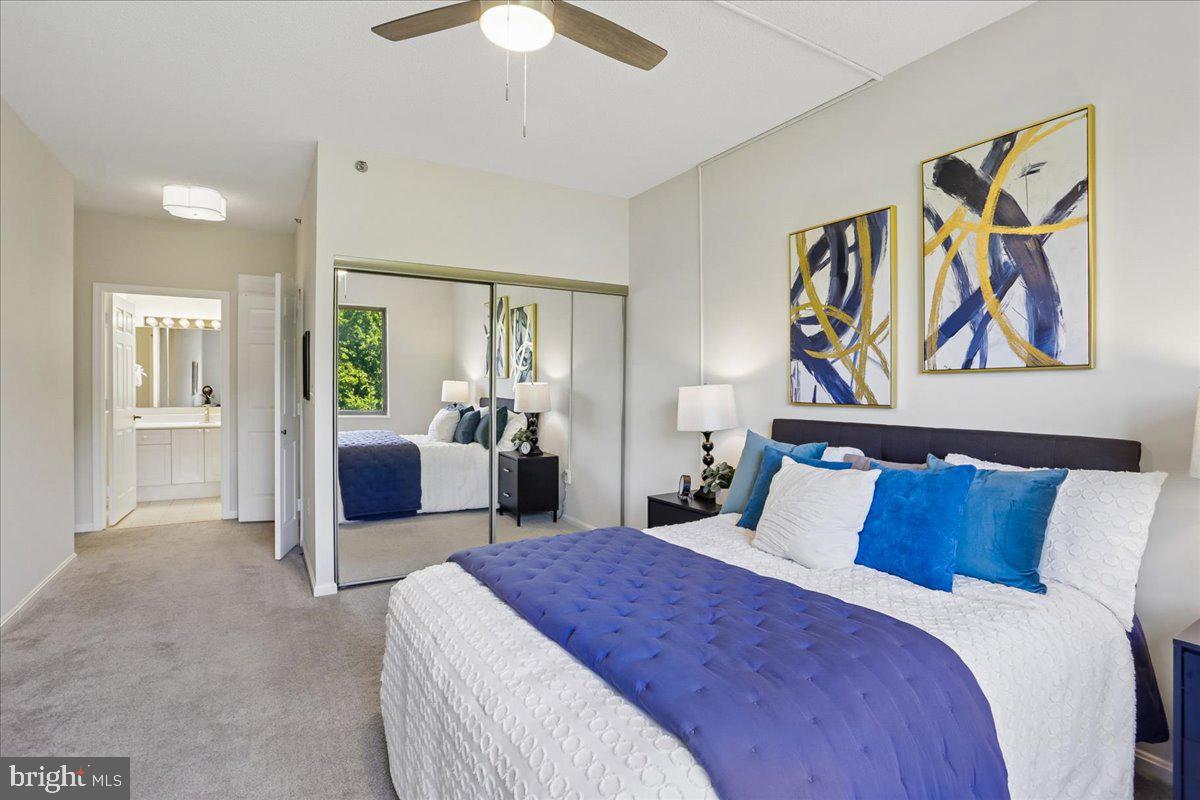 VANTAGE POINT WEST AT LW - Residential