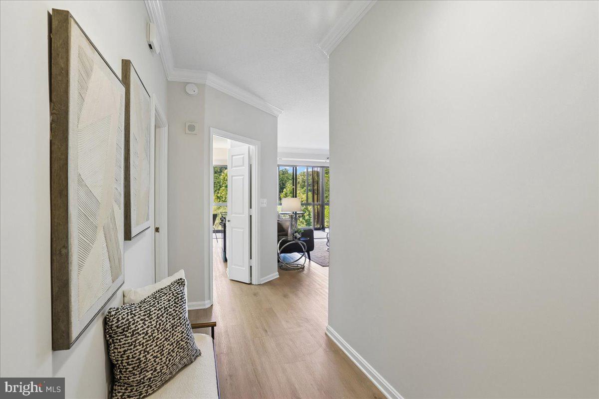 VANTAGE POINT WEST AT LW - Residential