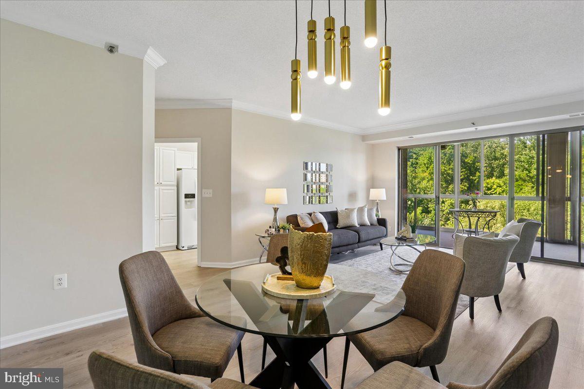 VANTAGE POINT WEST AT LW - Residential
