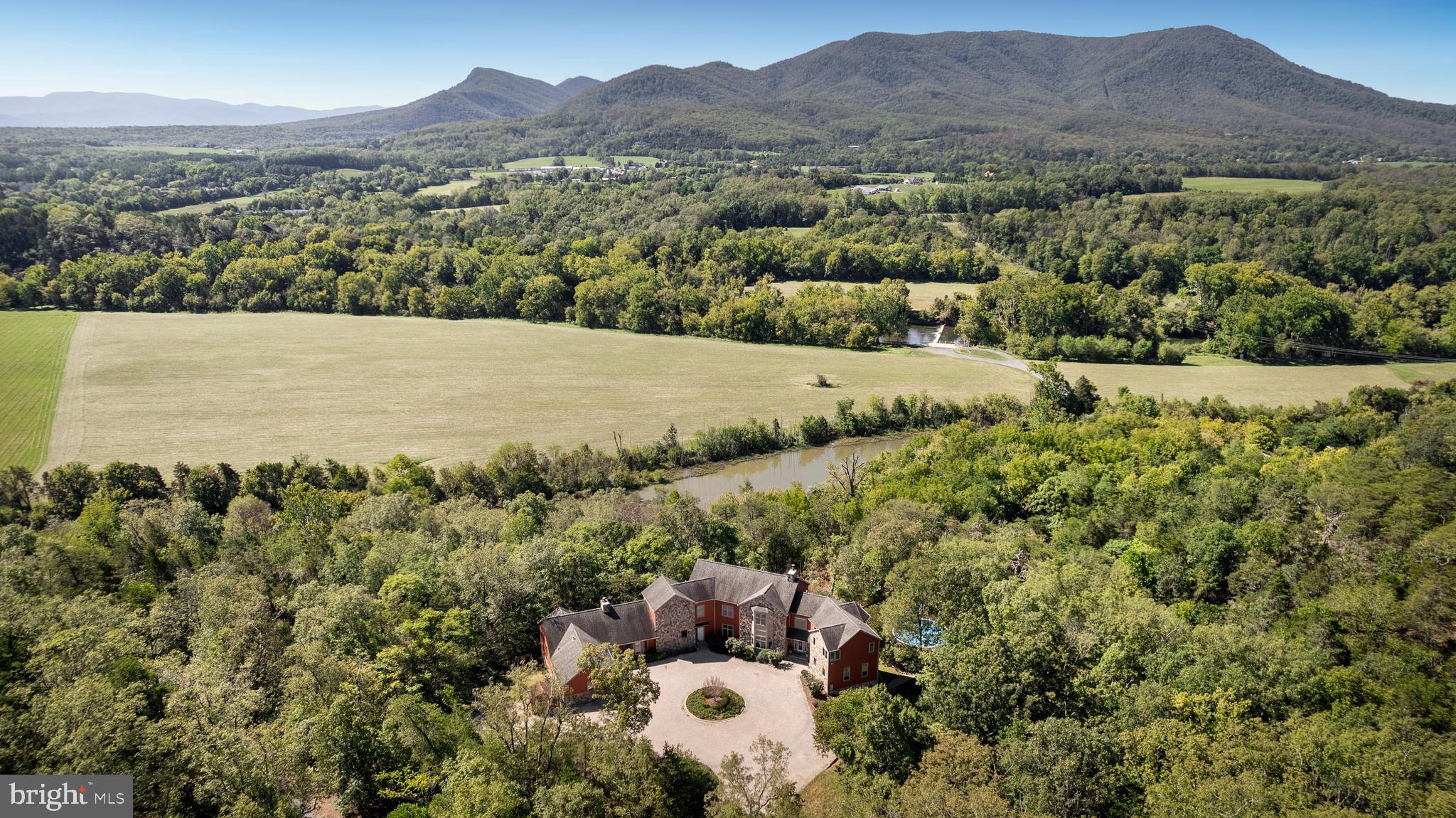 CREST RIVER FARMS - Residential