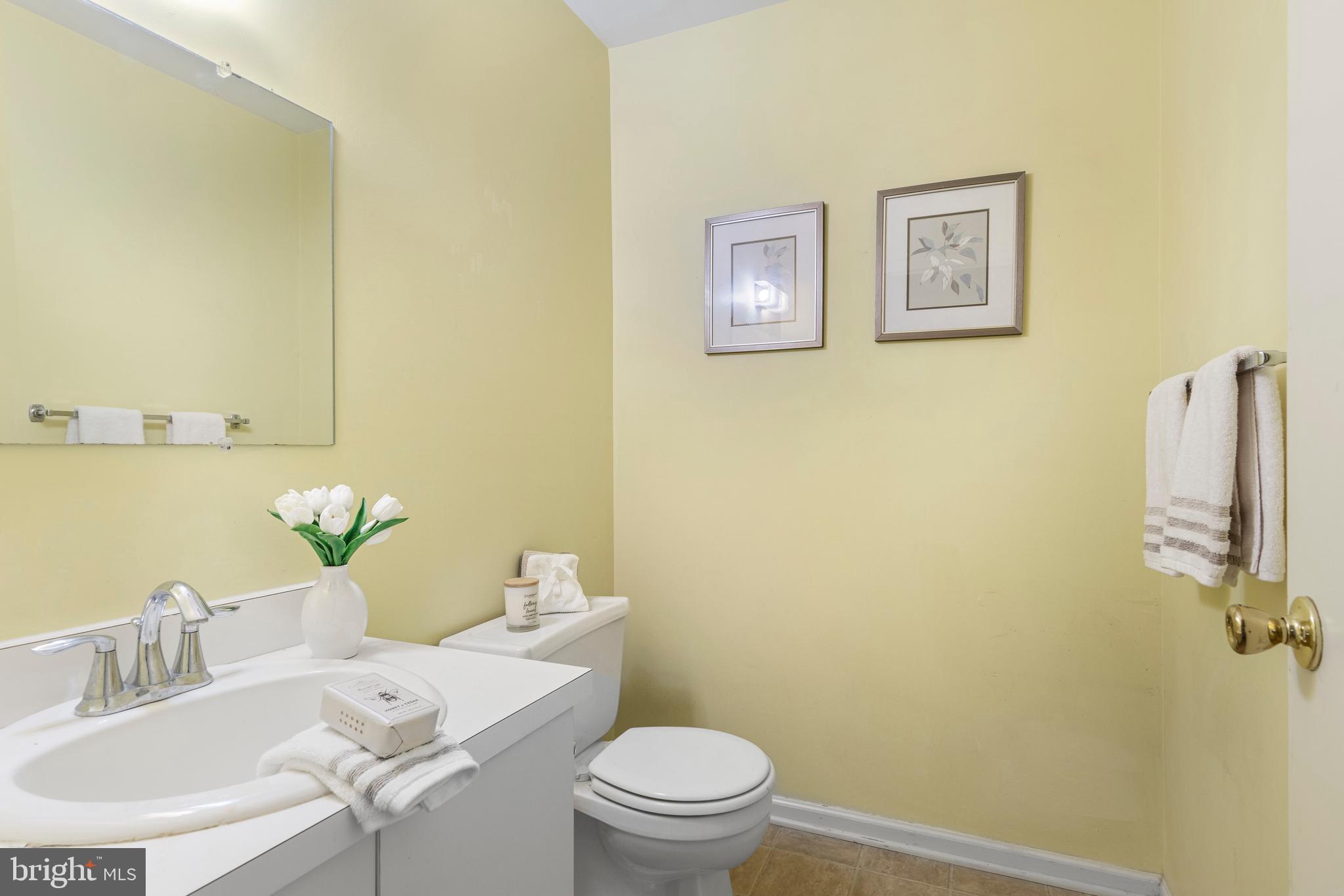 DEVON SQUARE - Residential