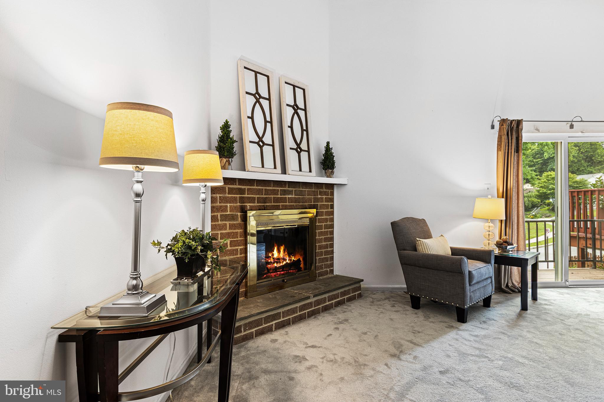 DEVON SQUARE - Residential
