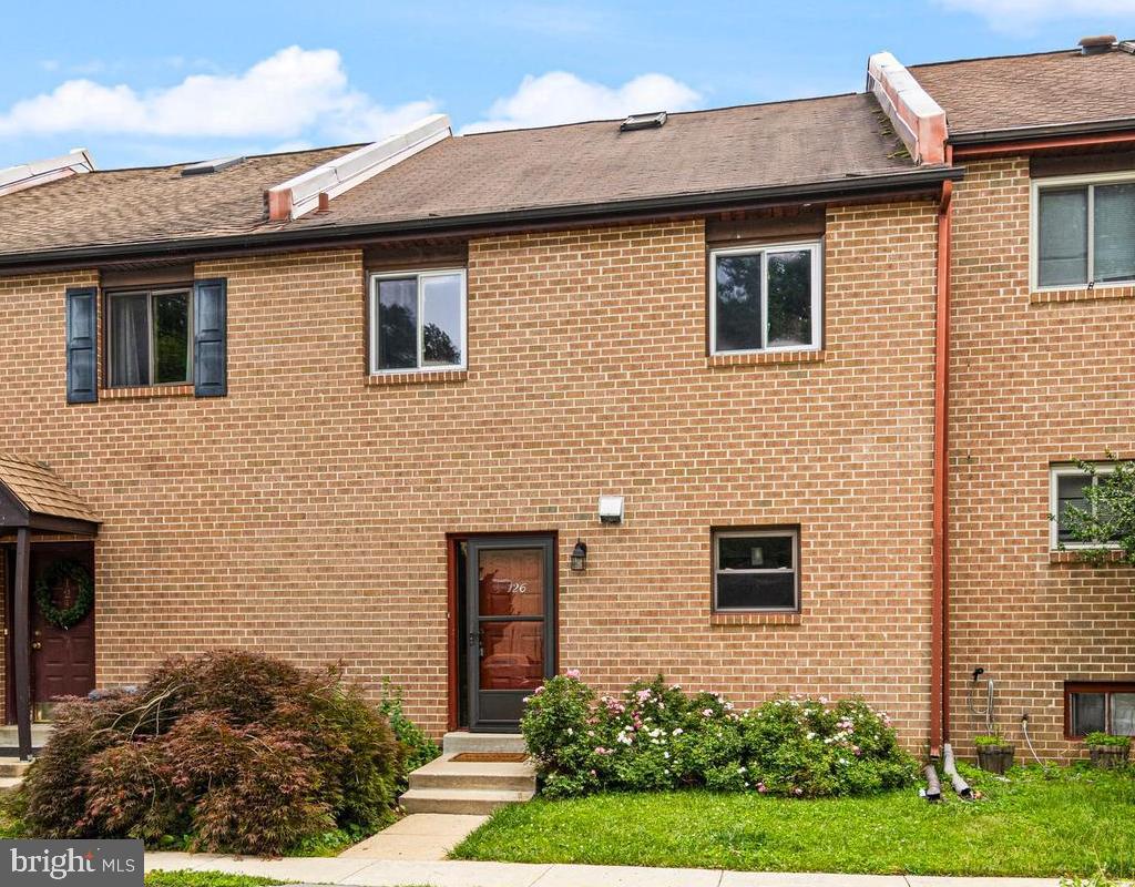 Wow—wait until you see how much living space this 3-4 Bedroom, 2.5 Bath townhouse in Radnor Township offers! Nestled in a quiet neighborhood in sought-after town of Wayne, this home is within walking distance of parks, playgrounds, shopping, train stations, and top-rated schools.
Step inside to a spacious Entry Hall with room for a console table, bench, or cubbies. The updated Kitchen features newer cabinetry, a breakfast bar ledge, and storage shelving. Appliances include a range, microwave, refrigerator, dishwasher, and garbage disposal. The Kitchen flows seamlessly into the generous Dining Room, making everyday living and entertaining a breeze.
The Dining Room has a half wall and overlooks a dramatic two-story Great Room with a brick fireplace. Large windows and sliding glass doors open to the rear deck, filling the space with natural light. A convenient Powder Room and large Coat Closet complete the main level.
The daylight lower level offers an unexpected bonus: a spacious Family Room that has also served as a bright 4th Bedroom. With a closet and sliding glass doors to the fenced rear yard, this versatile space is ideal for guests, a playroom, home gym, media room, or additional sleeping quarters.
Upstairs, the second floor features a spacious Primary Suite with a walk-in closet and private Full Bath. Two additional Bedrooms, a Hall Bath, and a linen closet (with washer/dryer hookups) provide comfortable space for family and guests.
The finished third-floor Bonus Room, complete with a closet, offers even more flexibility and is perfect for a home office, studio, hobby room, or additional guest space.
Need more storage? You'll love the large unfinished basement, which houses the laundry area, mechanicals, and ample room for storage, exercise equipment, a workshop, or future finishing possibilities.
Outside, enjoy the rear fenced yard—perfect for pets, gardening, or relaxing outdoors. Convenient parking is available in the lot in front of the home.
Located in the award-winning Radnor Township School District and within walking distance of Wayne Elementary School, this home is also just minutes from parks, shops, restaurants, and community events in downtown Wayne and Devon. Enjoy easy access to the Strafford Farmers Market, regional rail stations, the Blue Route (I-476), Center City Philadelphia, and Philadelphia International Airport.
With its flexible floor plan, multiple bonus spaces, and unbeatable location, this home offers exceptional value in one of the Main Line's most desirable communities.