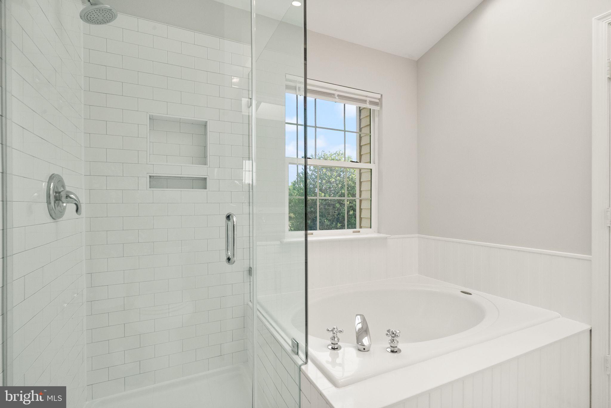 ASHBURN FARM - Residential