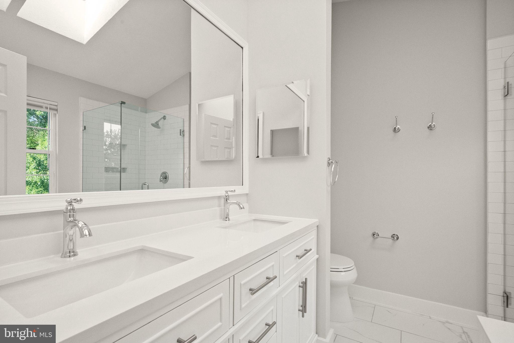 ASHBURN FARM - Residential