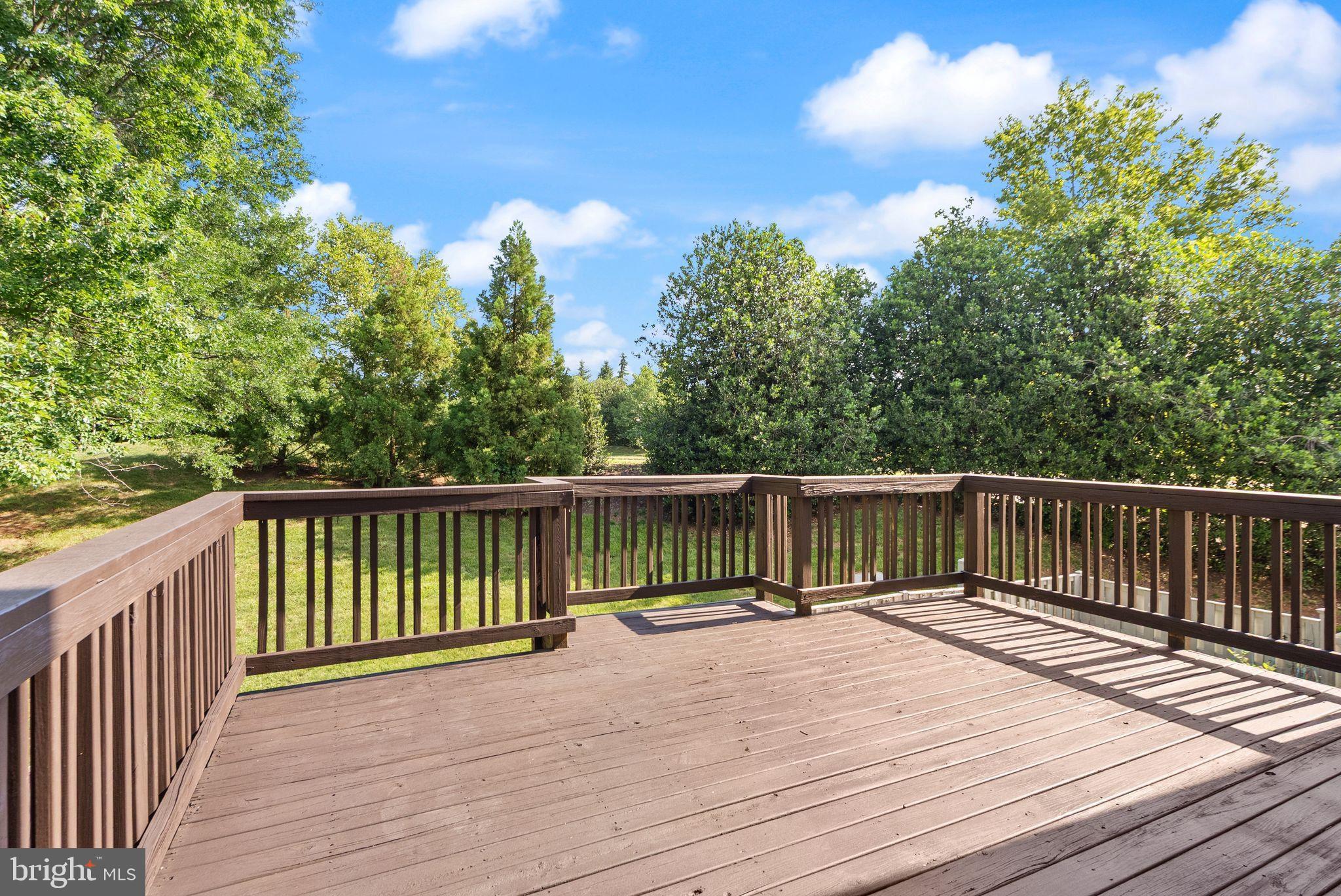 ASHBURN FARM - Residential