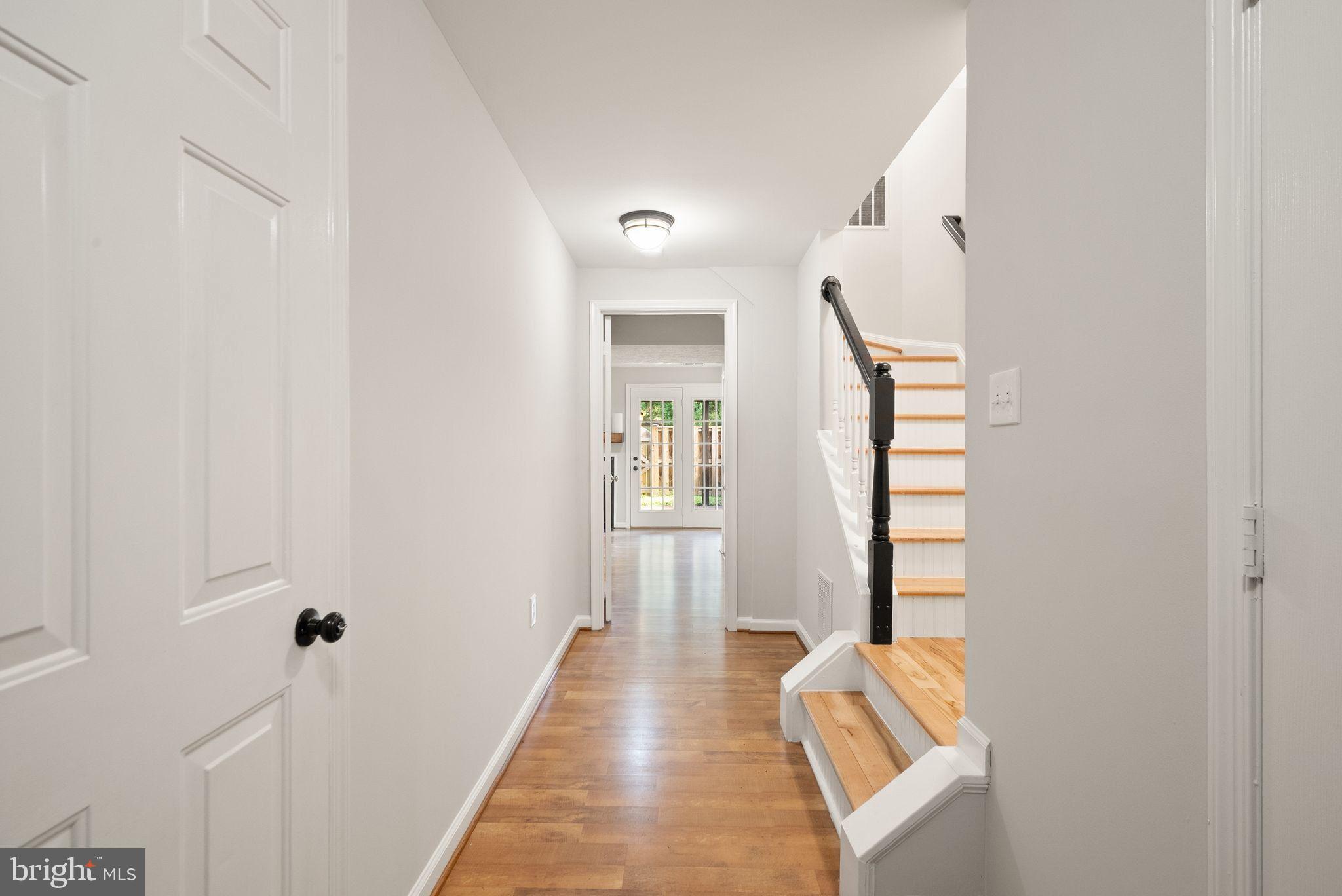 ASHBURN FARM - Residential