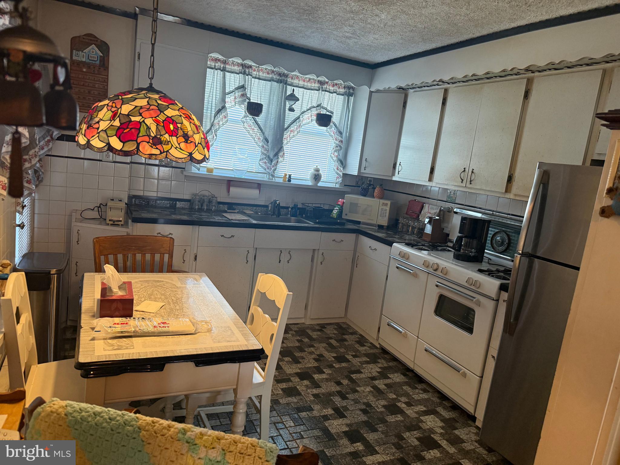 BRIDESBURG - Residential