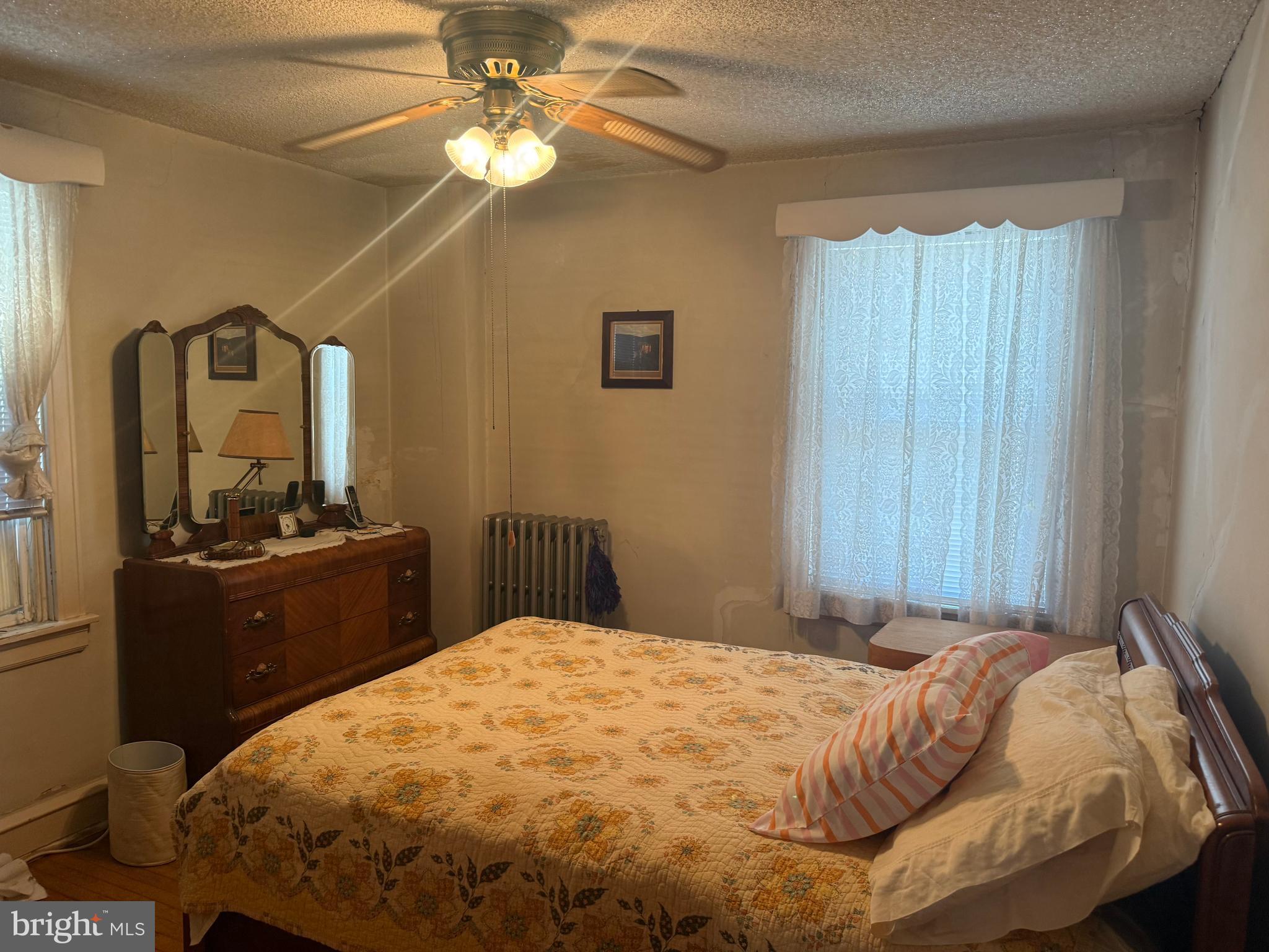 BRIDESBURG - Residential