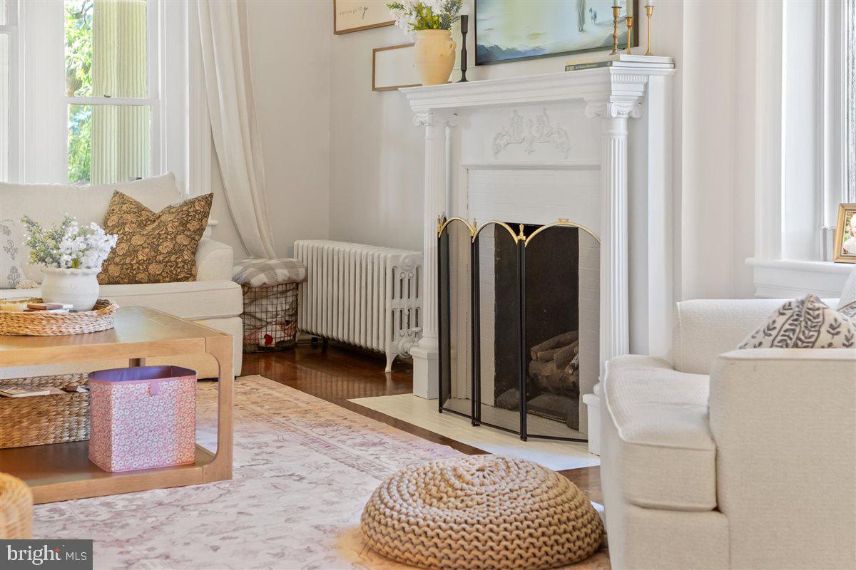 OAK HILL - Residential