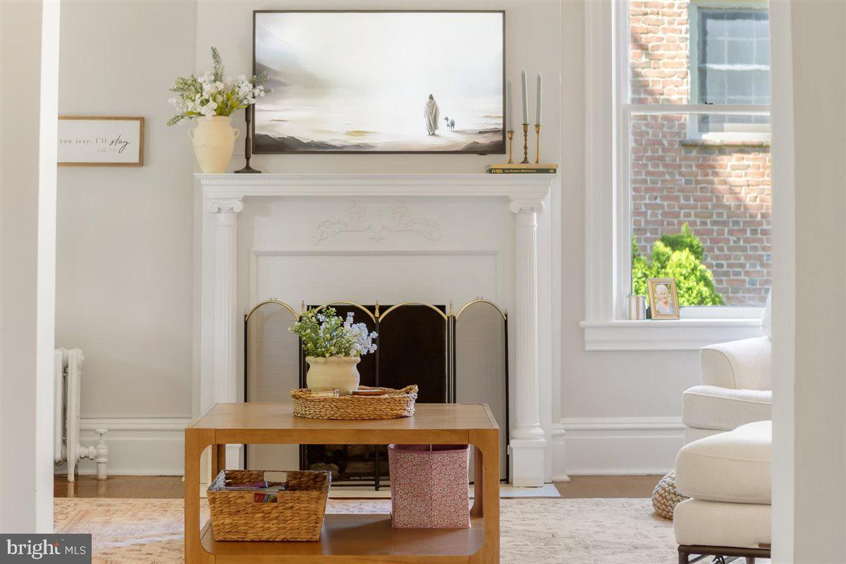 OAK HILL - Residential