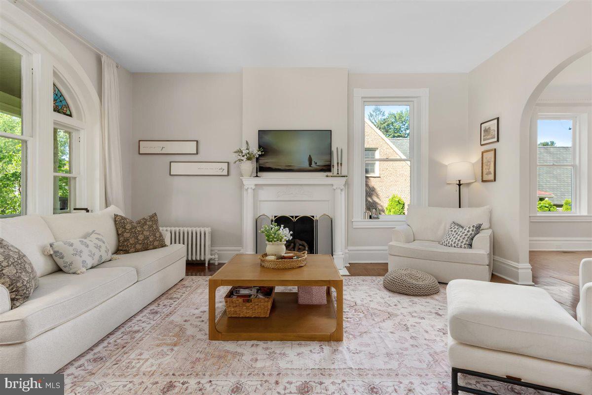 OAK HILL - Residential