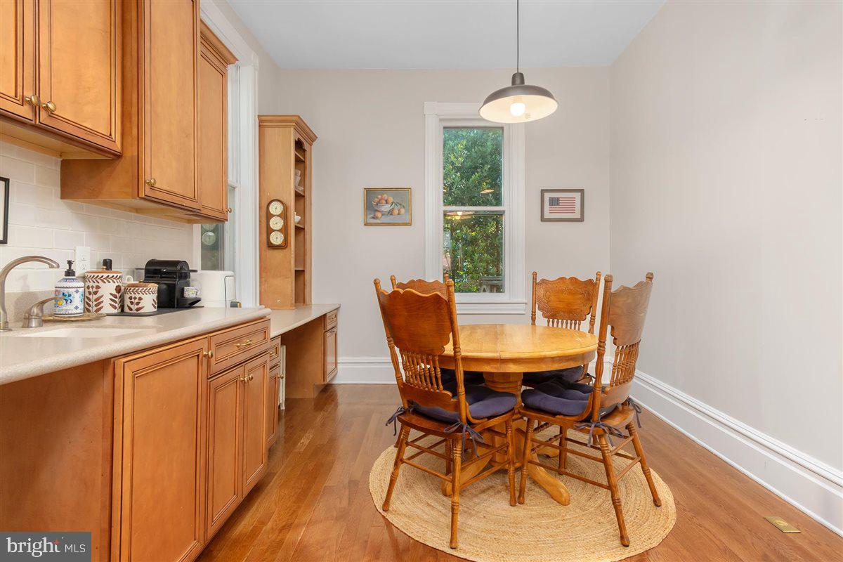 OAK HILL - Residential