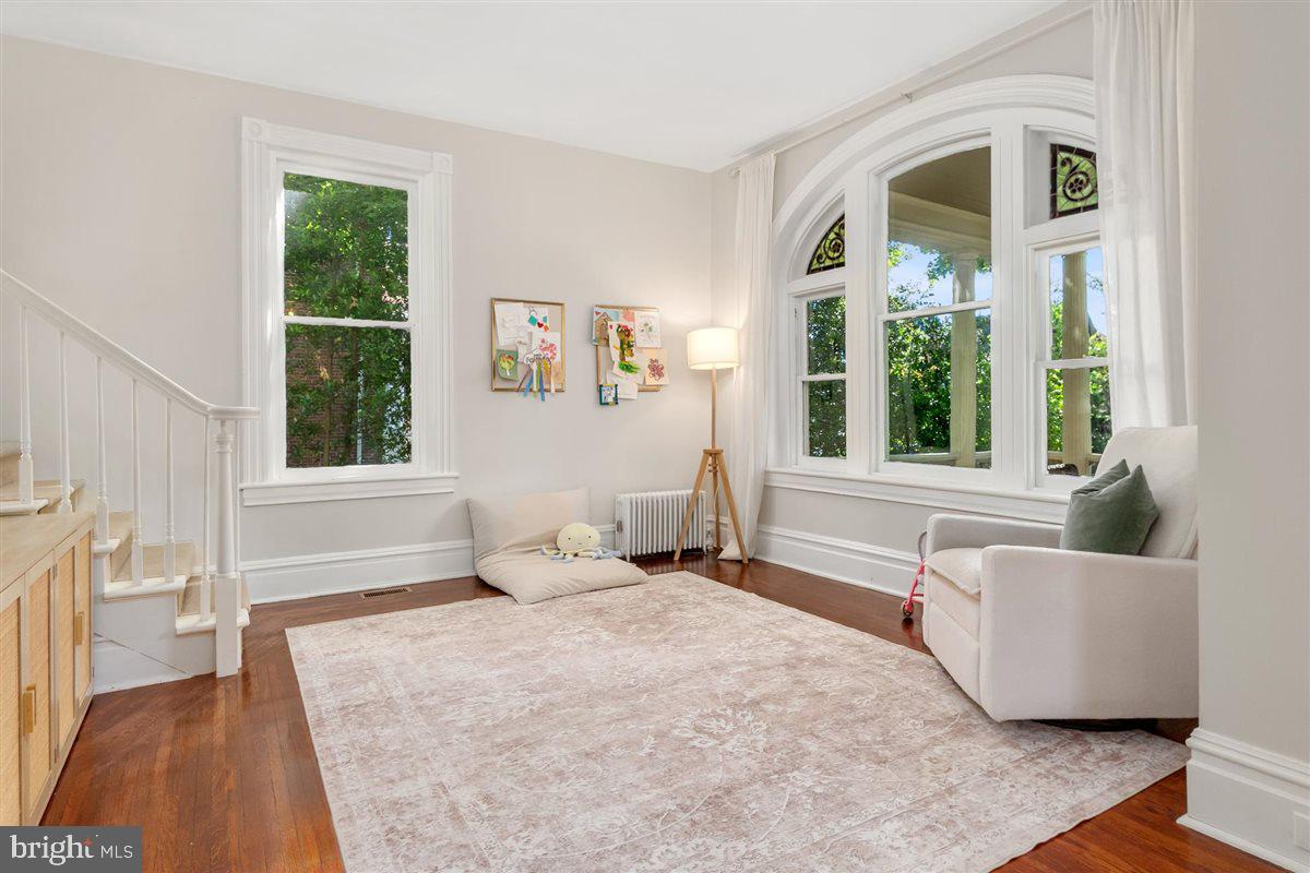 OAK HILL - Residential