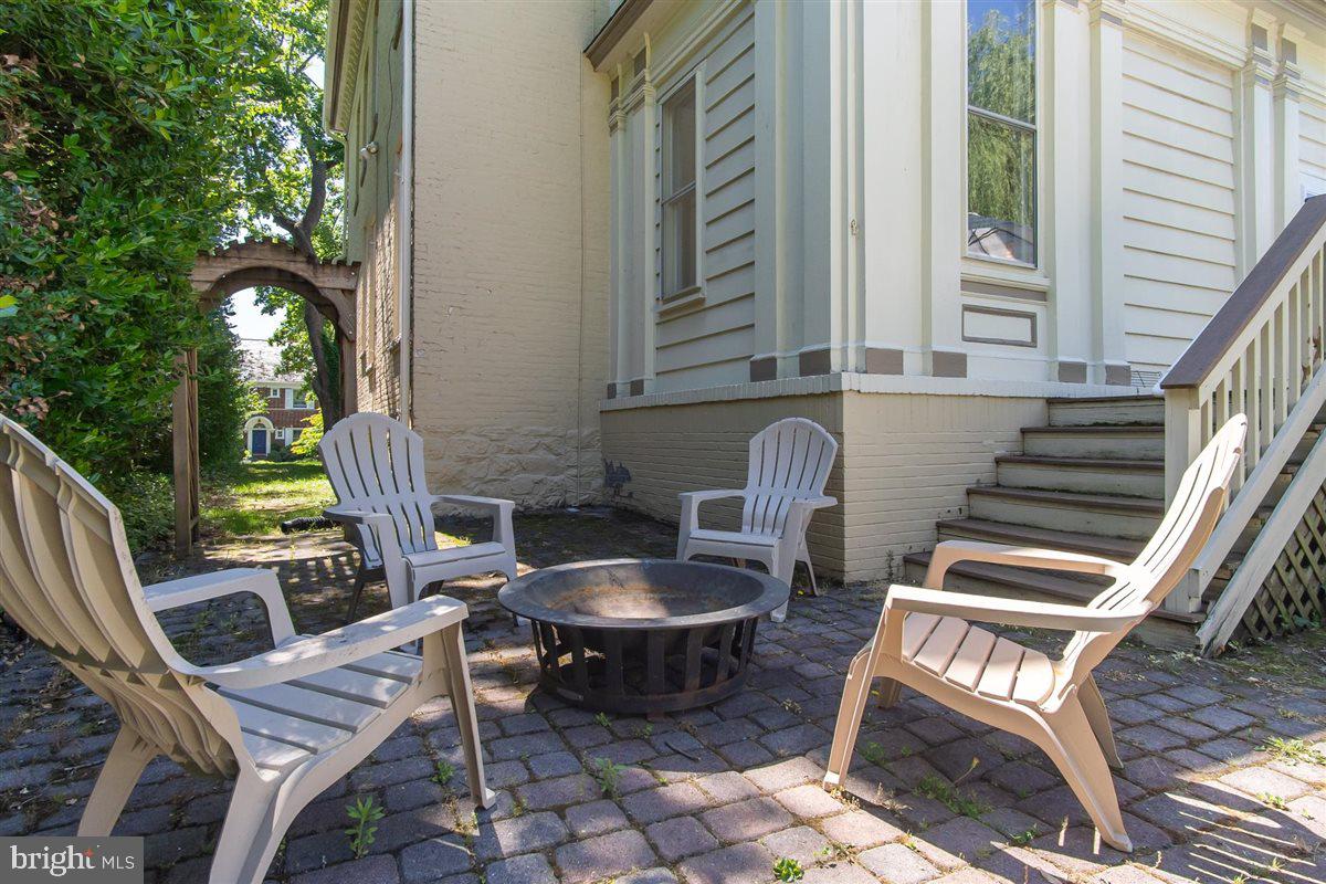 OAK HILL - Residential