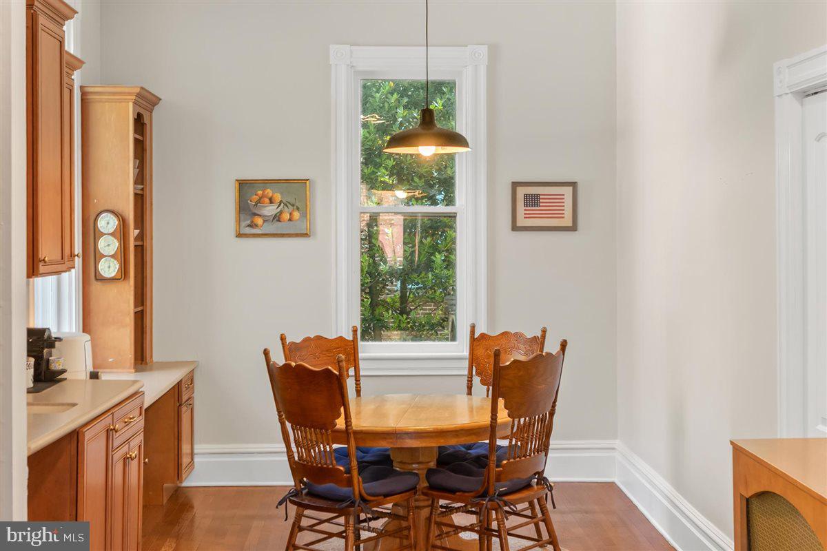 OAK HILL - Residential
