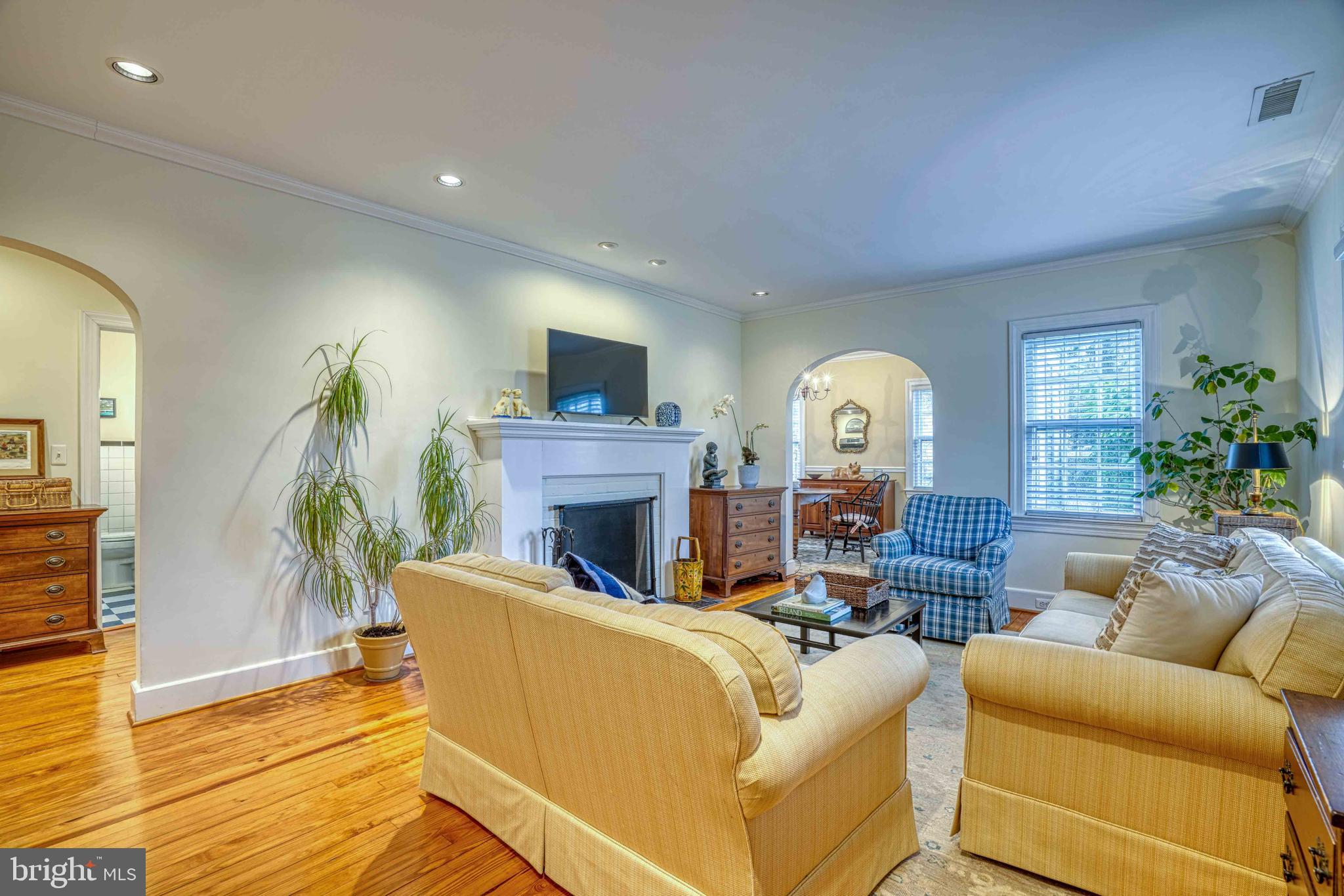 EASTON - Residential