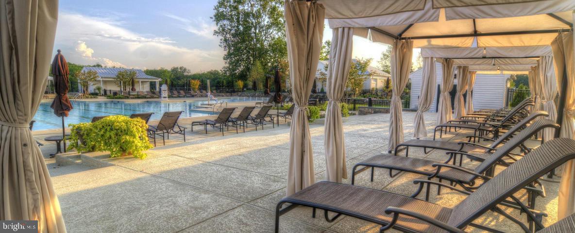 THE GRANT AT WILLOWSFORD - Residential