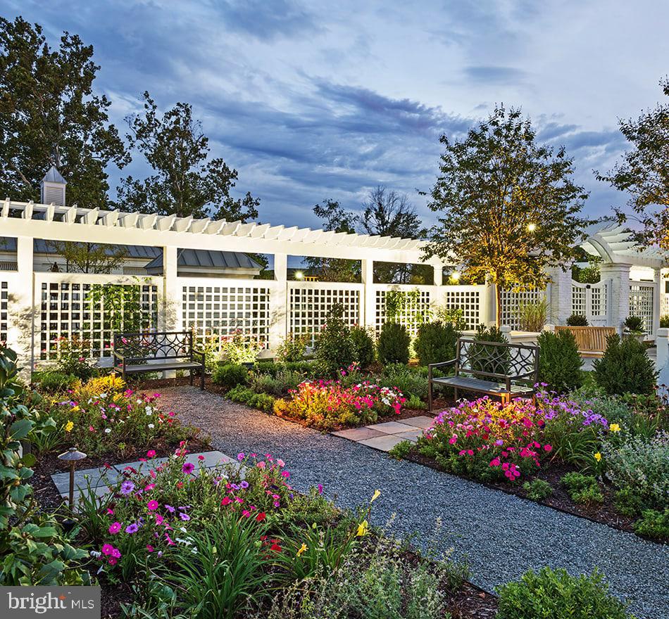 THE GRANT AT WILLOWSFORD - Residential